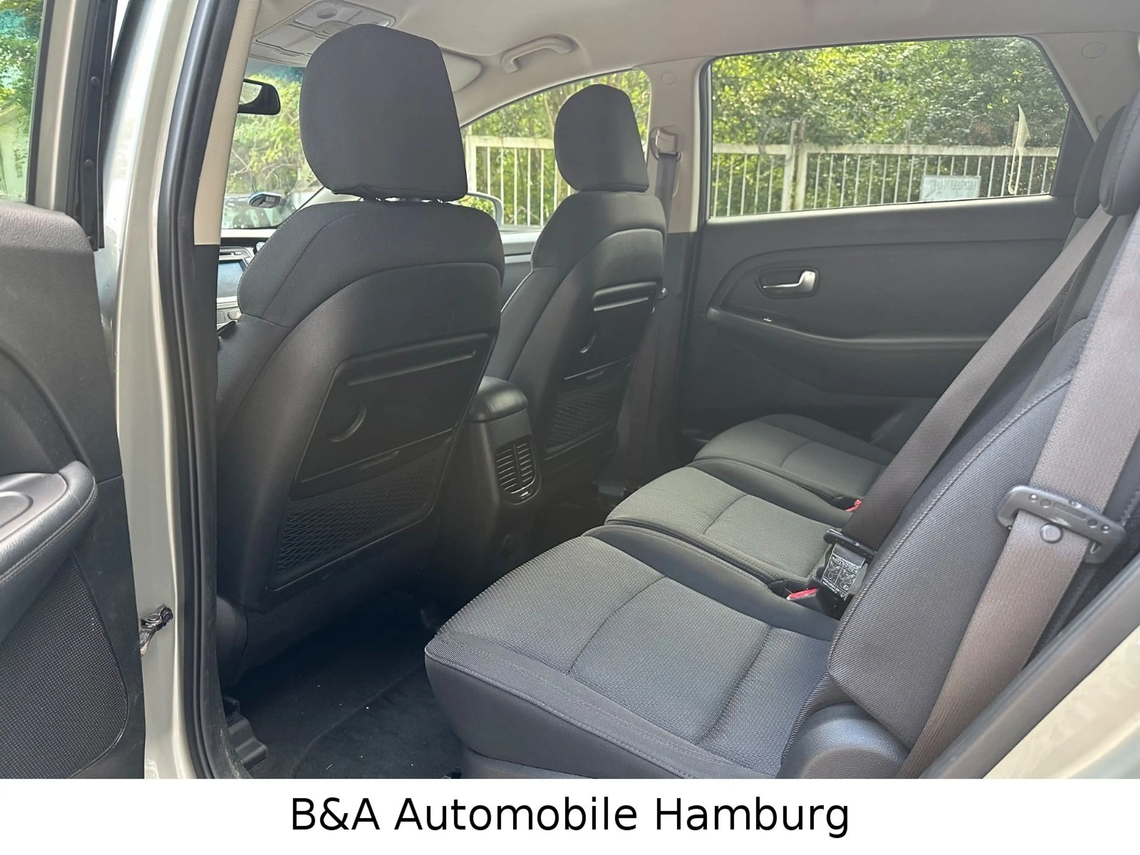 Kia Carens Edition 7 Sitze+2 Hand+Tüv/Au Neu+Navi — photo 7