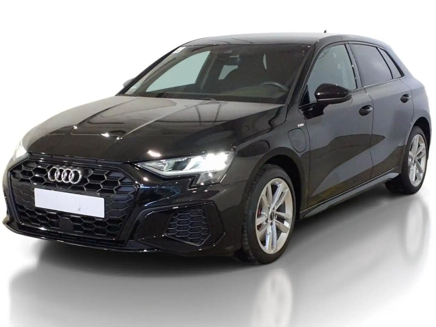 Audi A3 45 TFSI e S line Schwarz - 1
