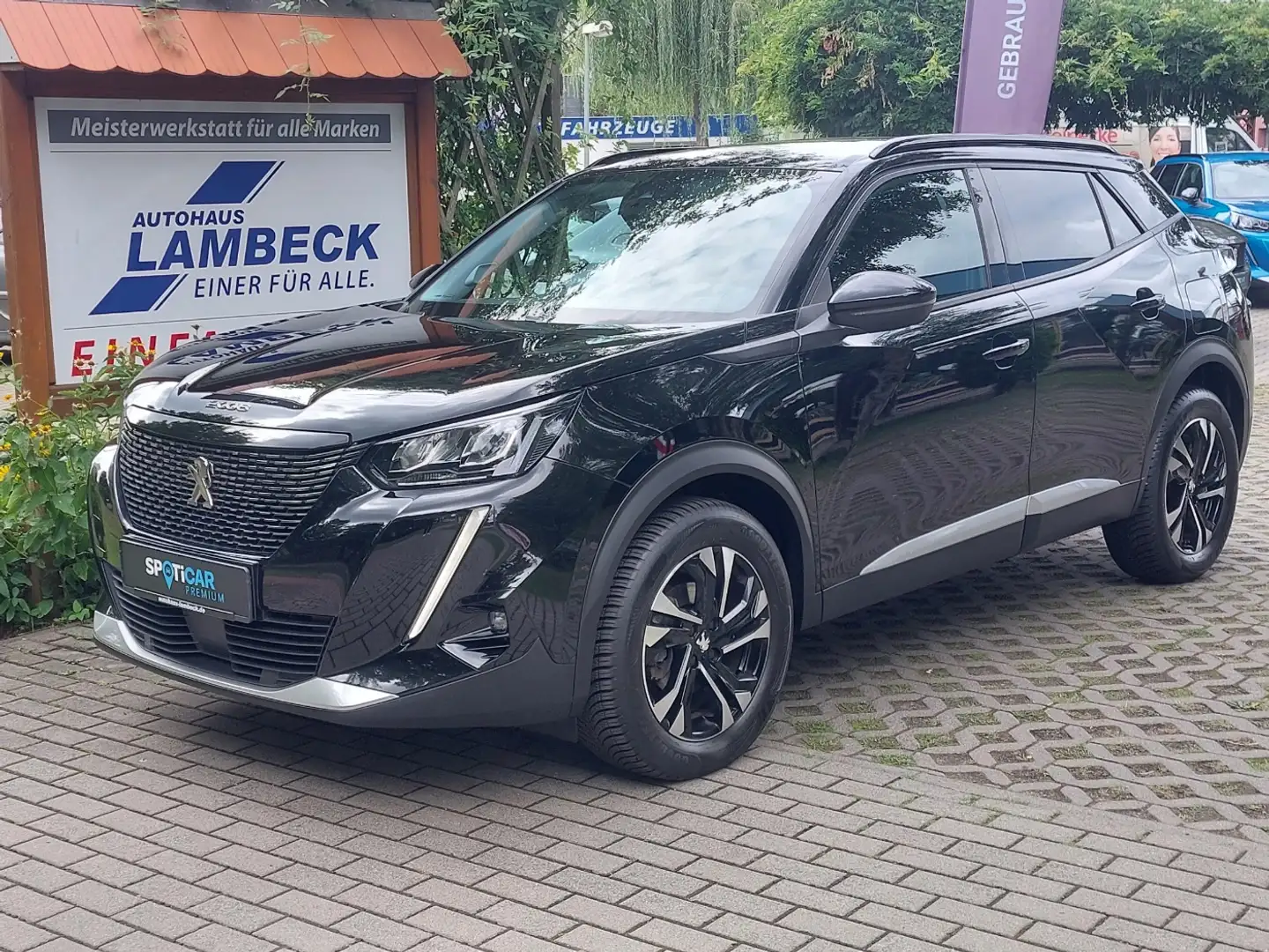Peugeot 2008 Allure Pack PureTech 130 Noir - 1