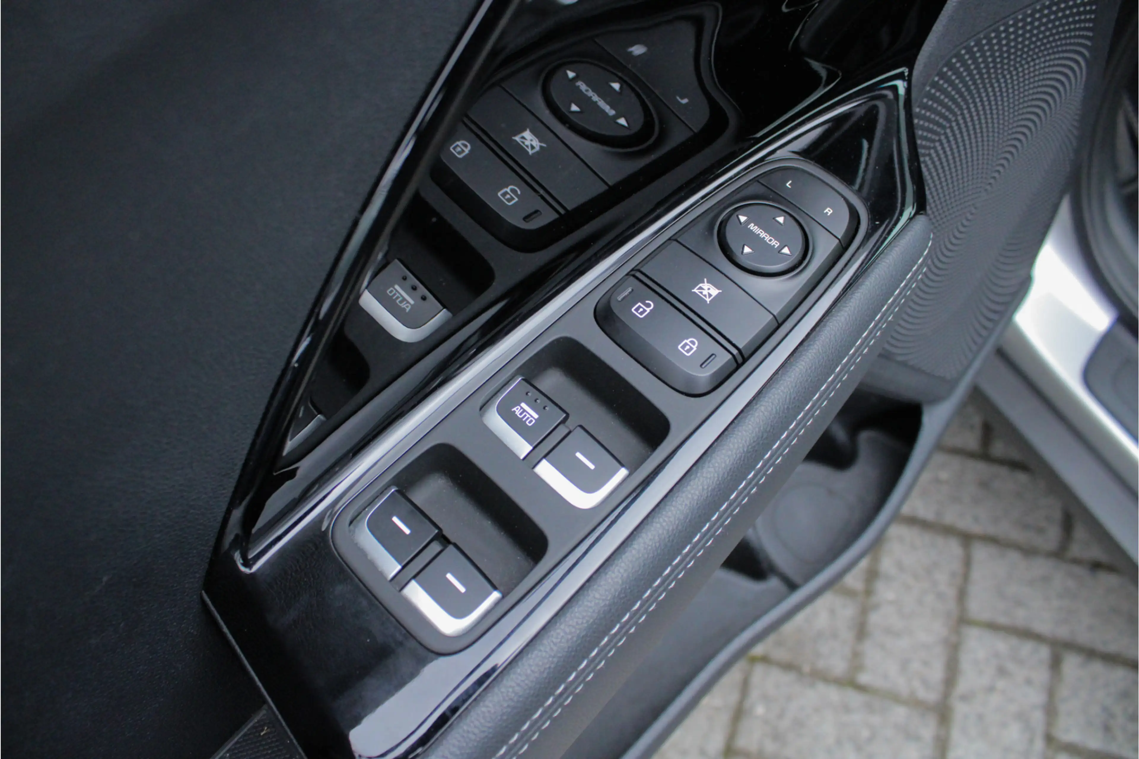 Kia Niro 1.6 GDi Hybrid DynamicLine |Apple/Android|stoel/st — photo 22