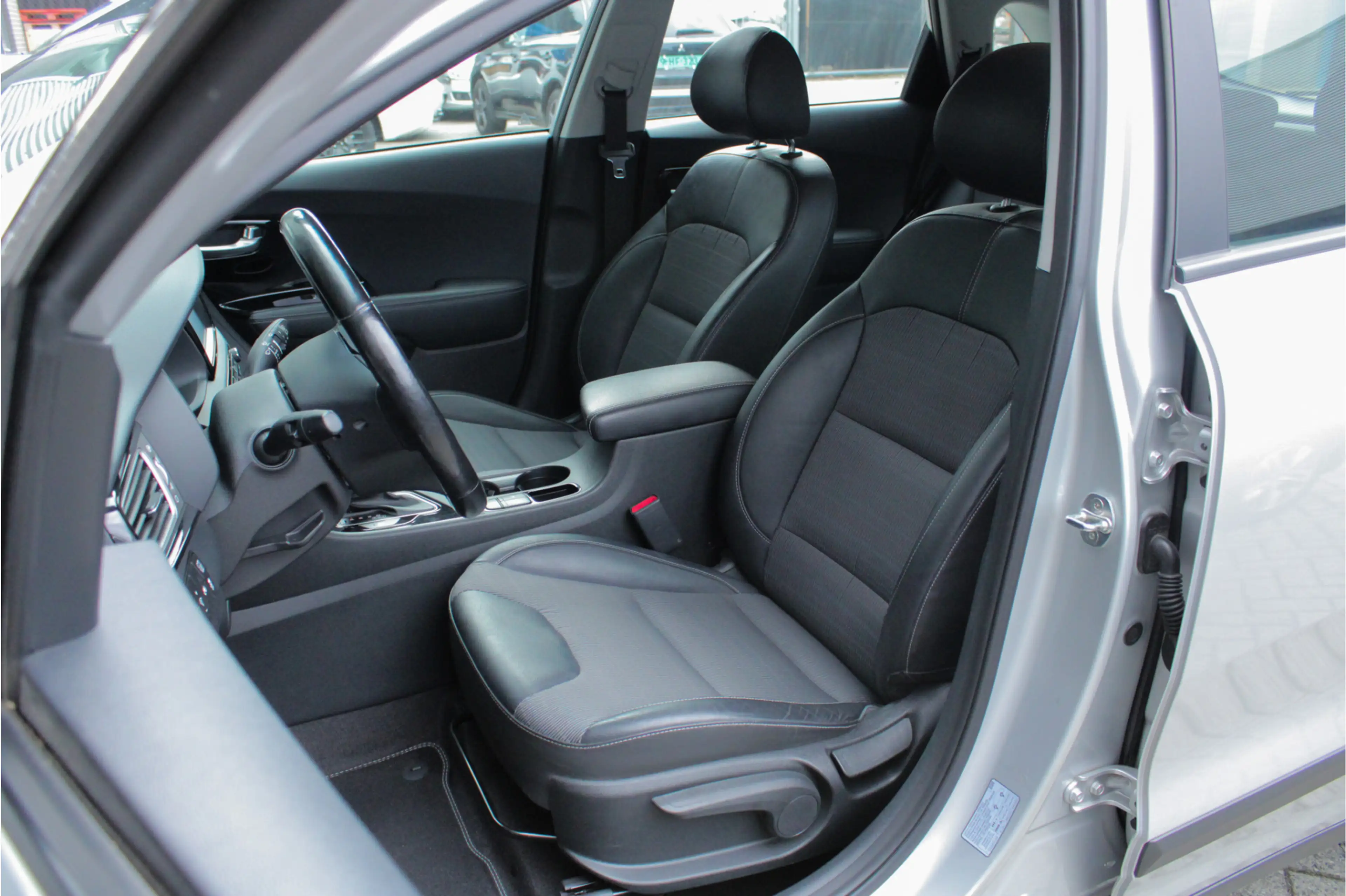 Kia Niro 1.6 GDi Hybrid DynamicLine |Apple/Android|stoel/st — photo 9