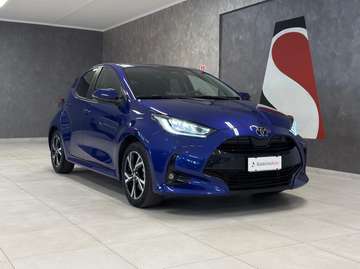 Yaris 1.5h Lounge-NESSUN VINCOLO DI FINANZIAMENTO