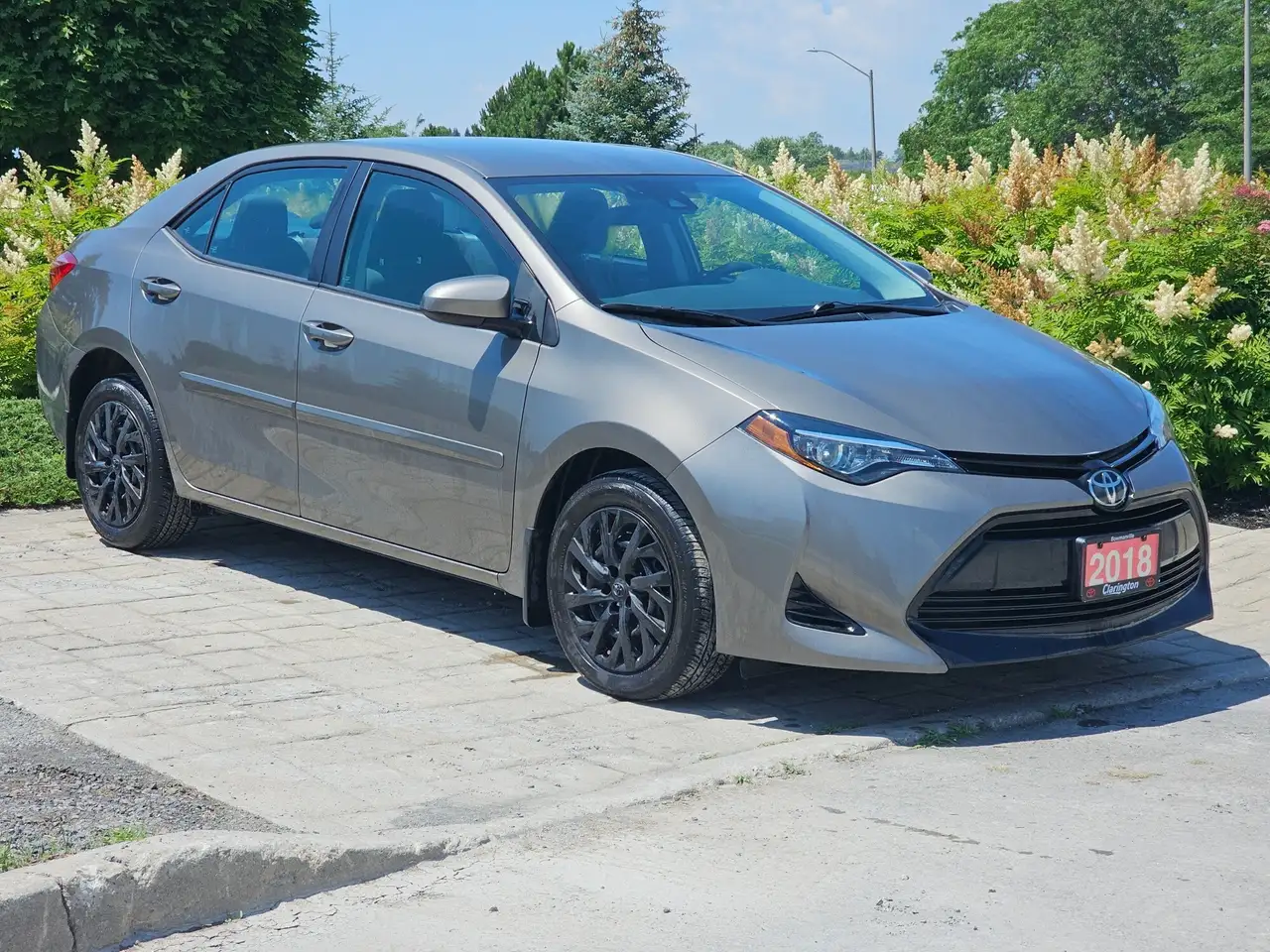 Toyota Corolla снимка Toyota Corolla
