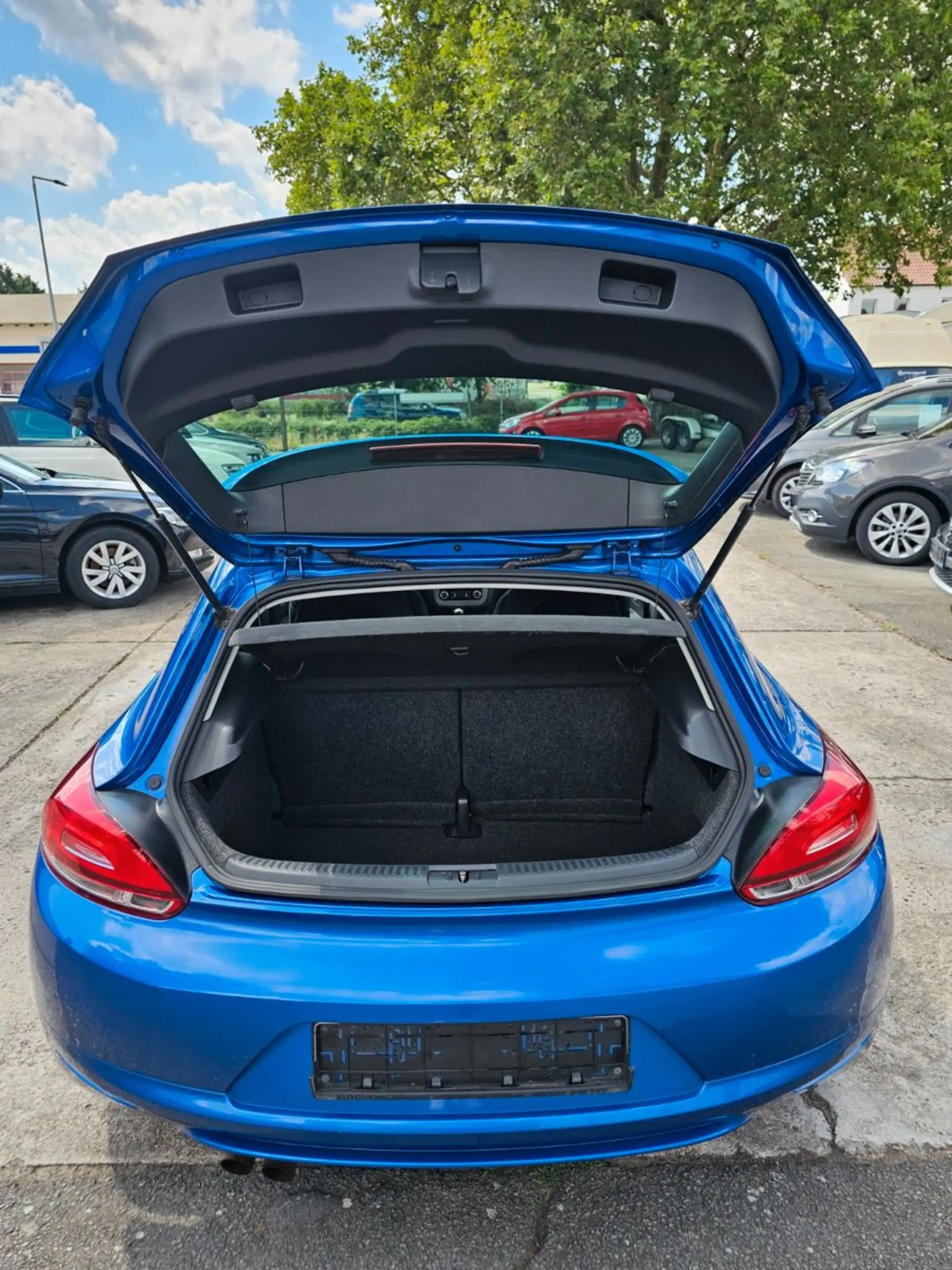 Volkswagen Scirocco 1.4 TSI 118 kW Xenon Dynaudio 1.Hand — photo 9