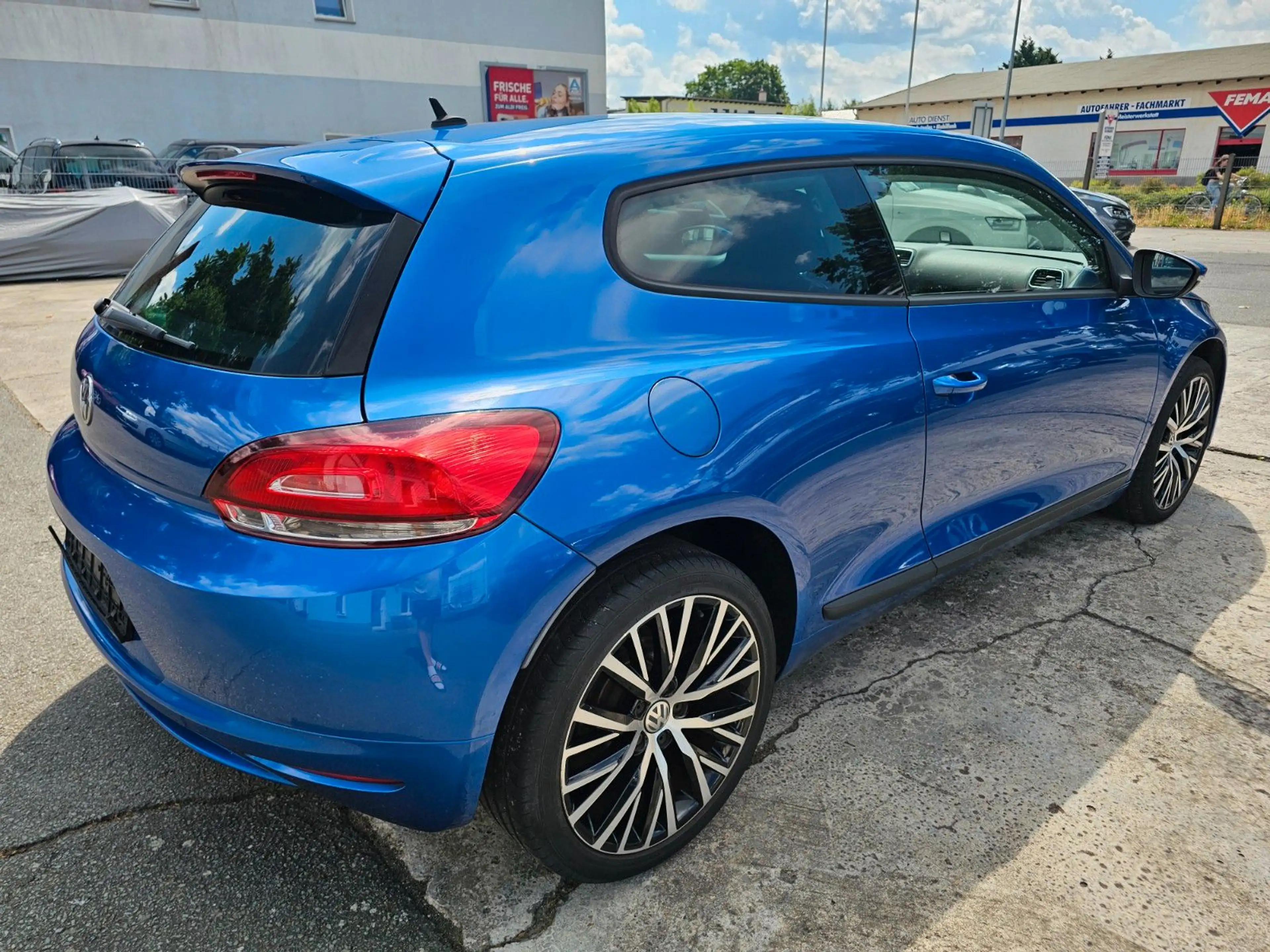 Volkswagen Scirocco 1.4 TSI 118 kW Xenon Dynaudio 1.Hand — photo 4