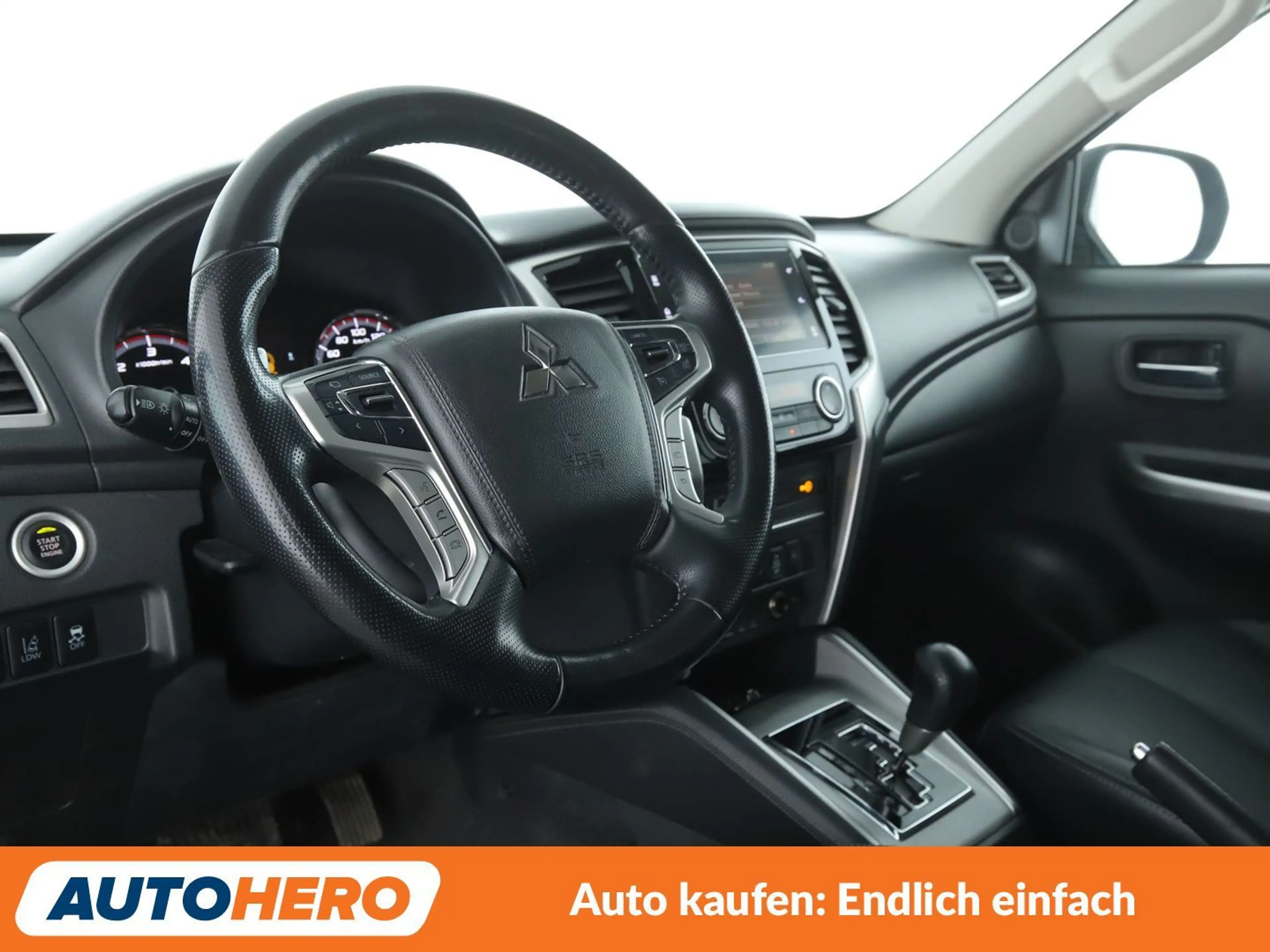 Mitsubishi L200 2.2 DI-D Top Doppelkabine 4WD Aut.*AHK*TEMP*360CAM — photo 11