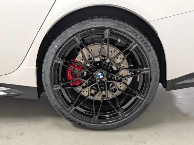 BMW M3 view 8