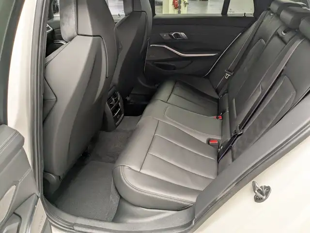 BMW M3 view 14