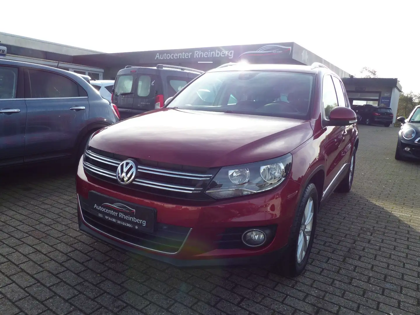 Volkswagen Tiguan Sport & Style BMT 2.Hand Klima Navi Pano Rojo - 1