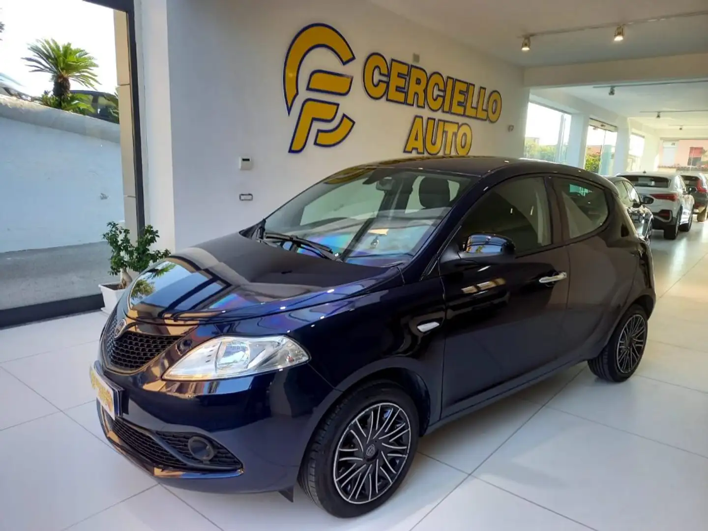 Lancia Ypsilon 1.2 69 CV 5 porte Gold tua da €129 Blu/Azzurro - 2
