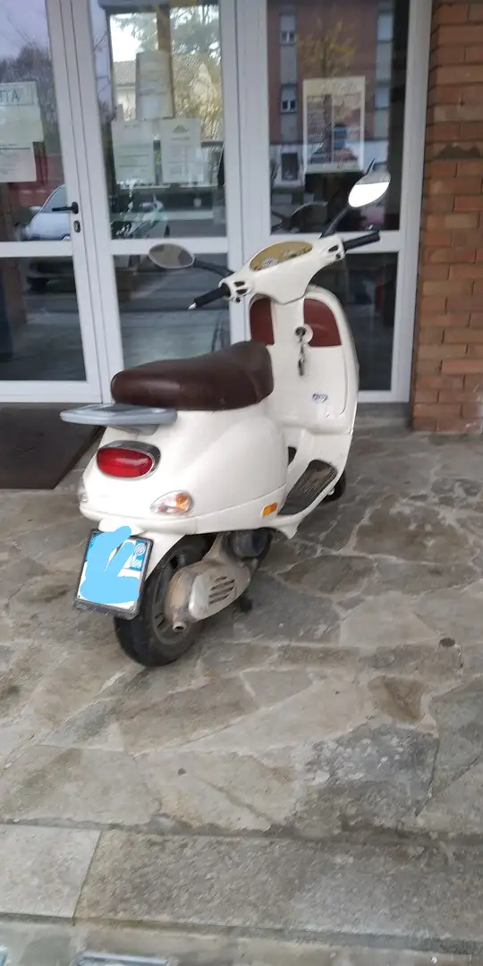 Vespa 125 ET4 Білий - 2