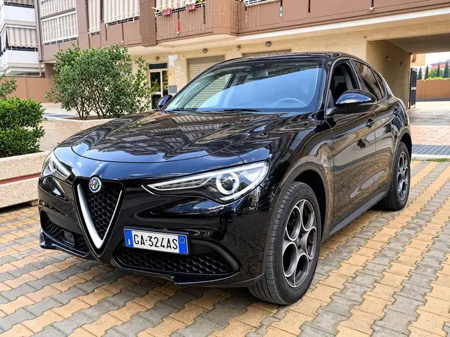 Alfa Romeo Stelvio SPORT TECH 160 CV DIESEL