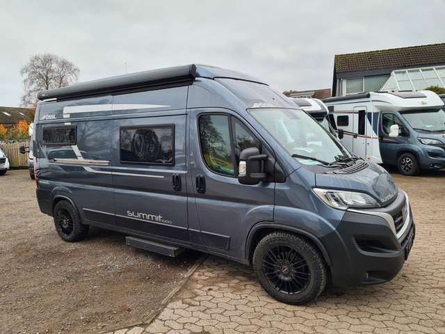 Pössl Summit 600 Rollstuhltransport Kassettenlift