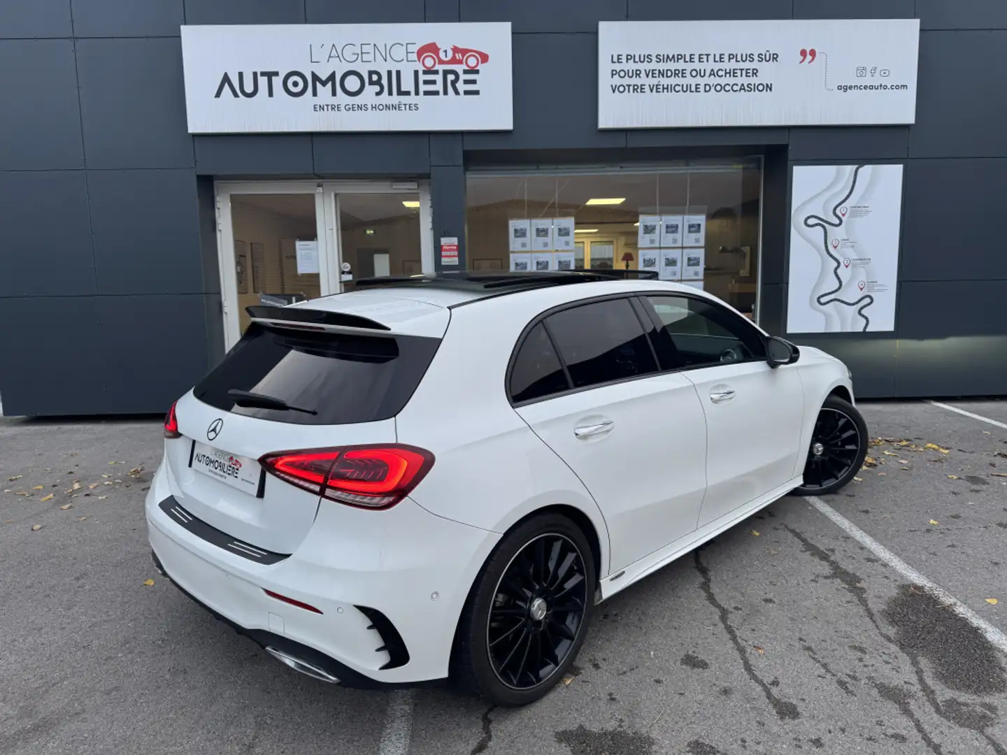 Mercedes-Benz A 140 200d 150ch 8G-DCT AMG Line Premium Weiß - 2