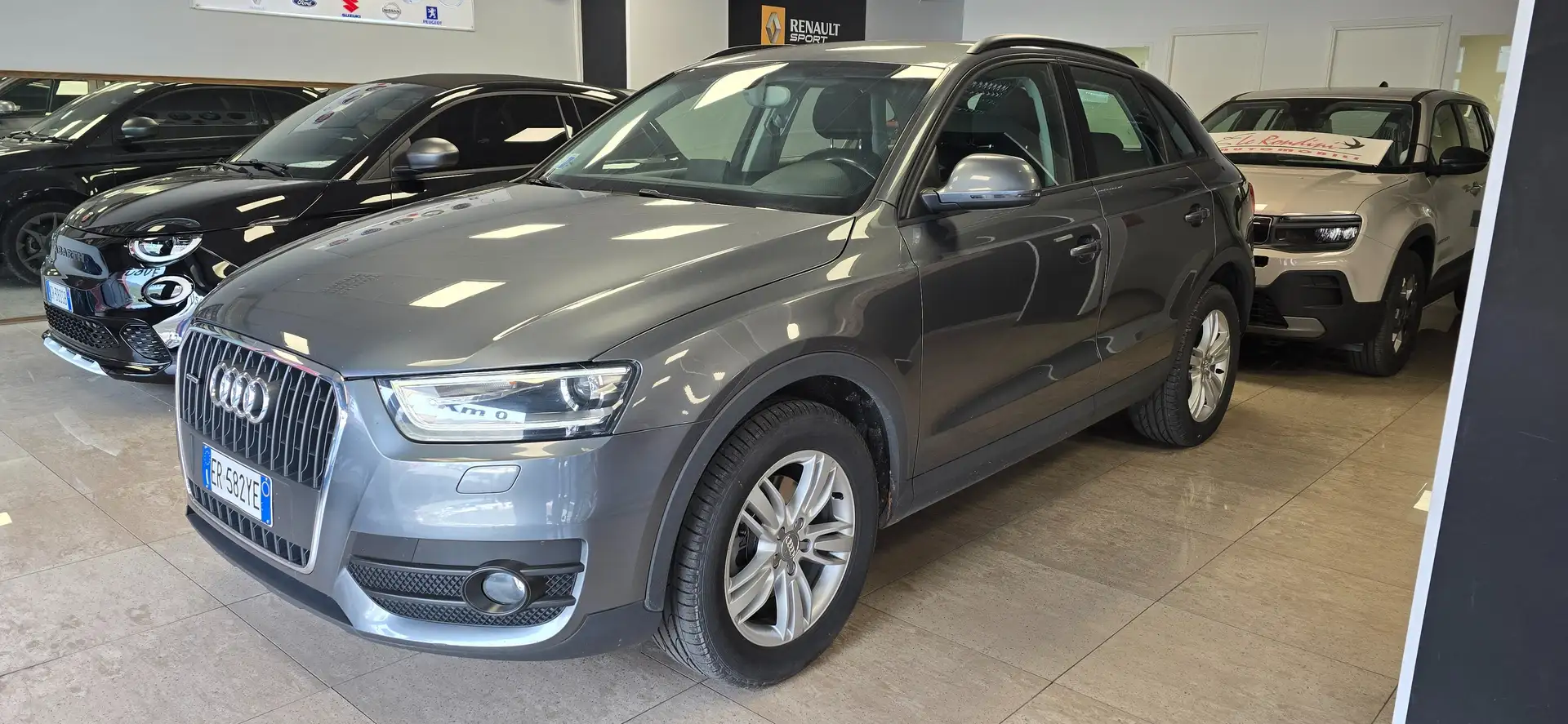 Audi Q3 Q3 2.0 tdi Business Plus quattro 140cv-MANUALE- Grigio - 2