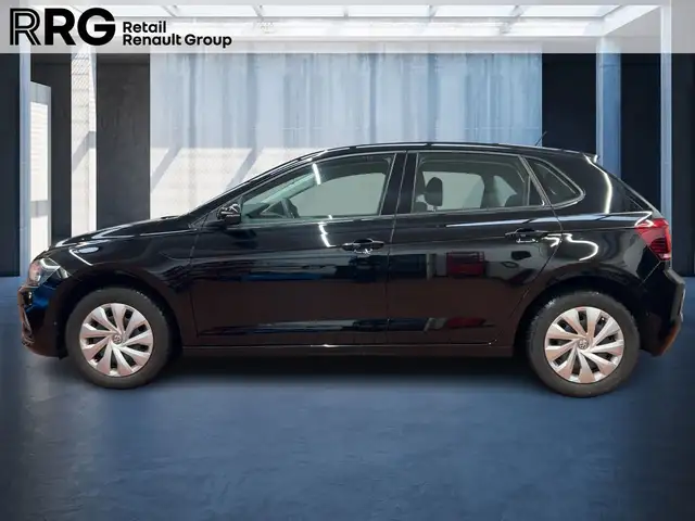 Volkswagen Polo view 2
