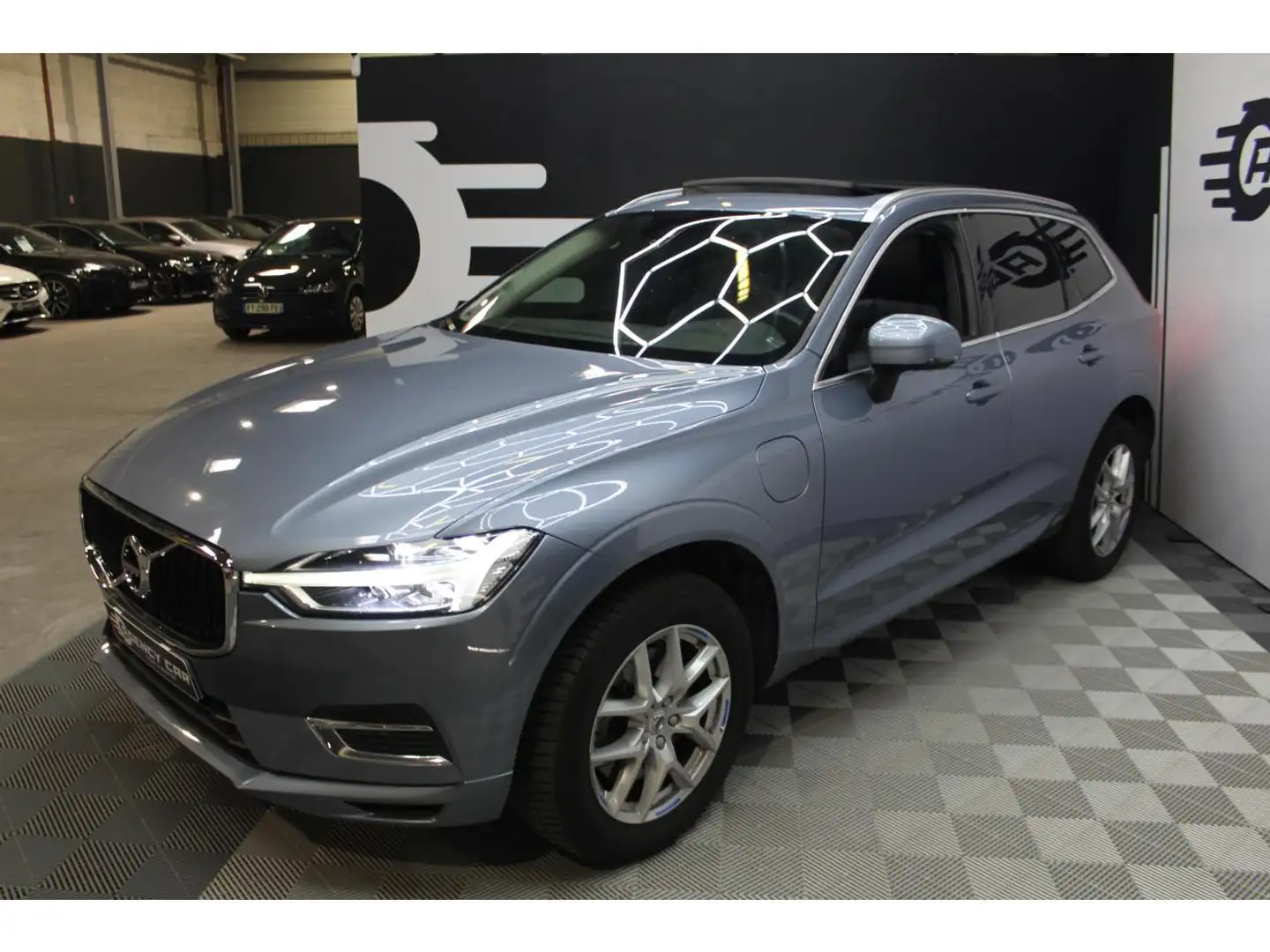 Volvo XC60 T8 Twin Engine - 303+87  Geartronic  Momentum Bleu - 2