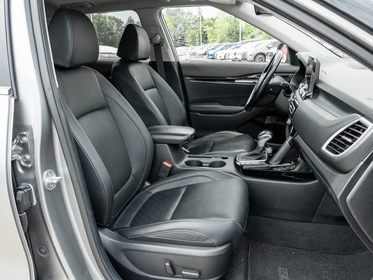 Kia Seltos снимка Kia Seltos
