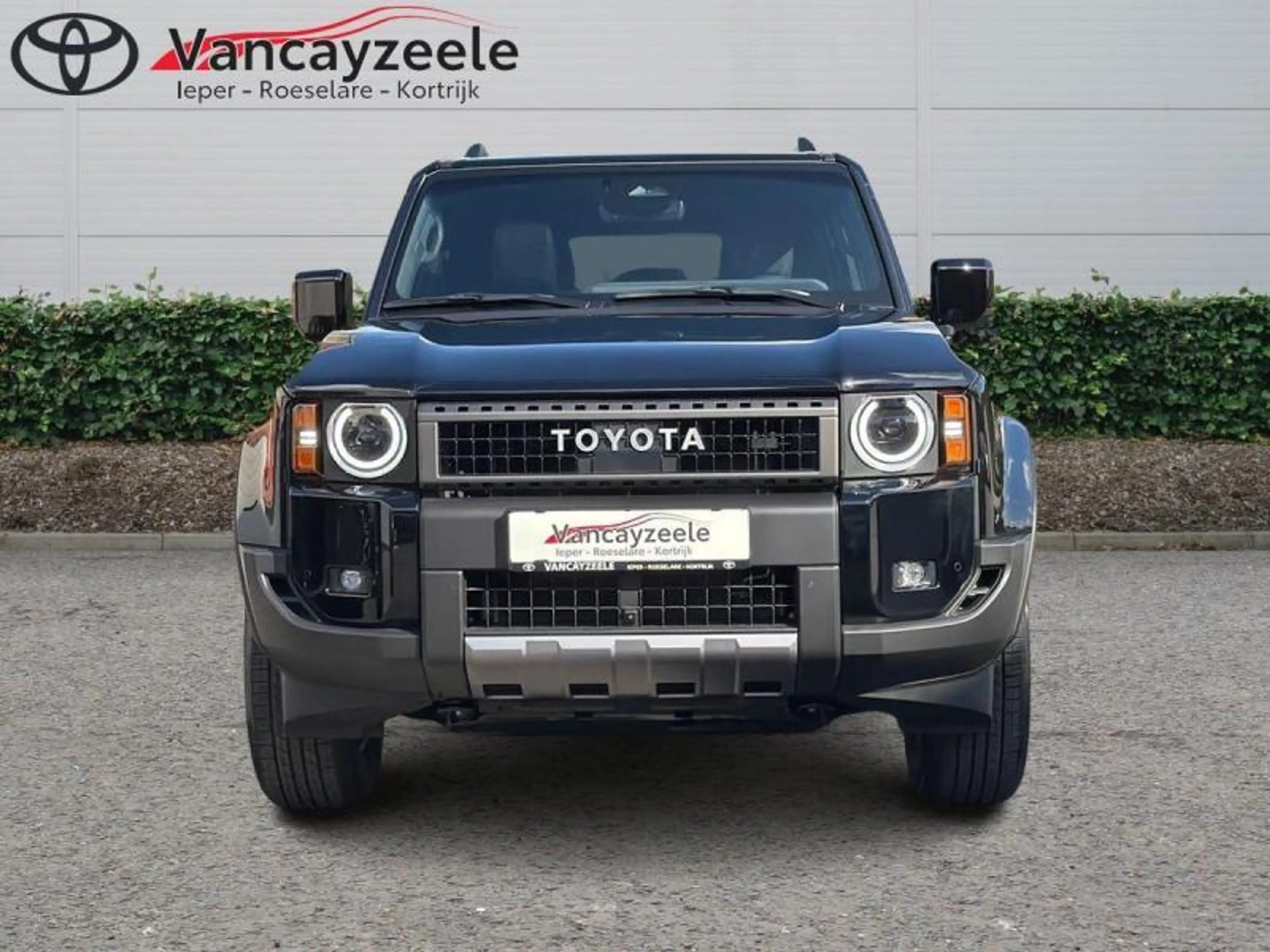 Toyota Land Cruiser VX 72851 + BTW — photo 2