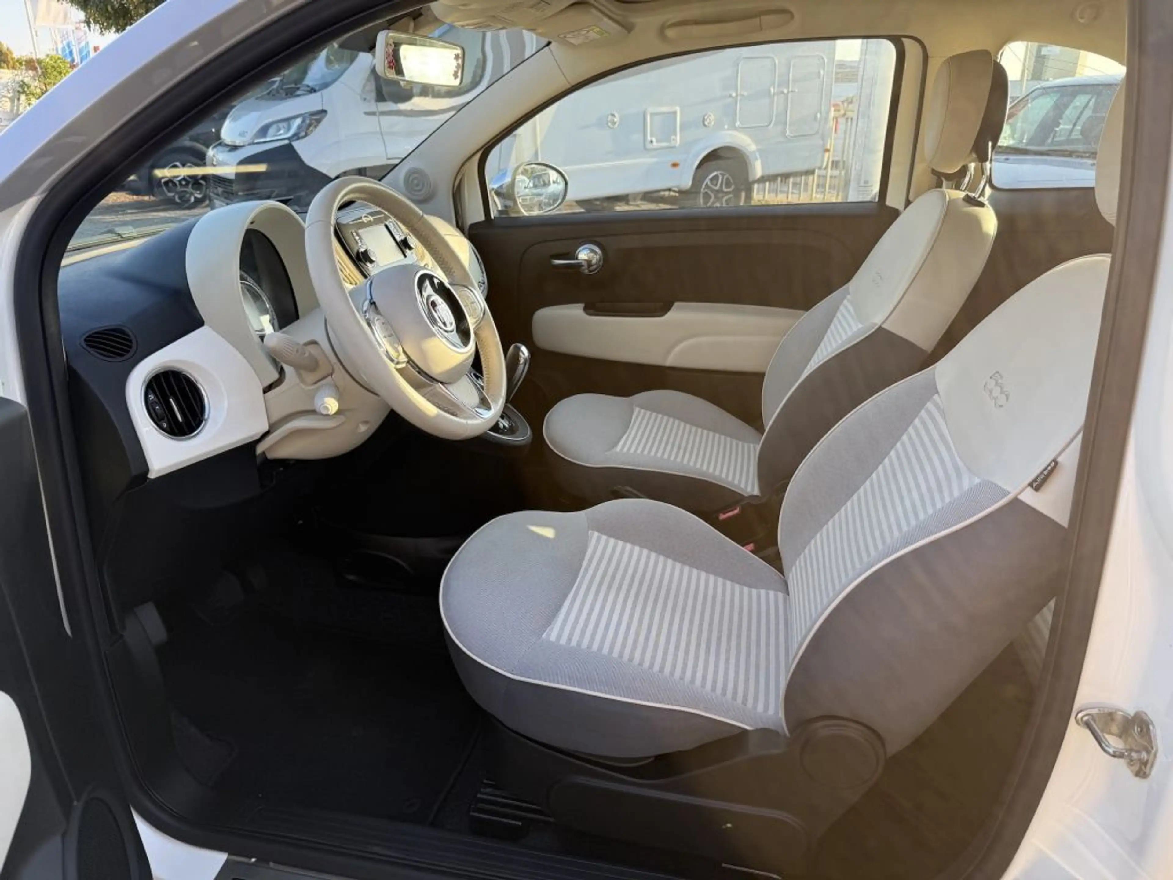 Fiat 500 C 1.2 8V Dualogic Start&Stopp Collezione — photo 10