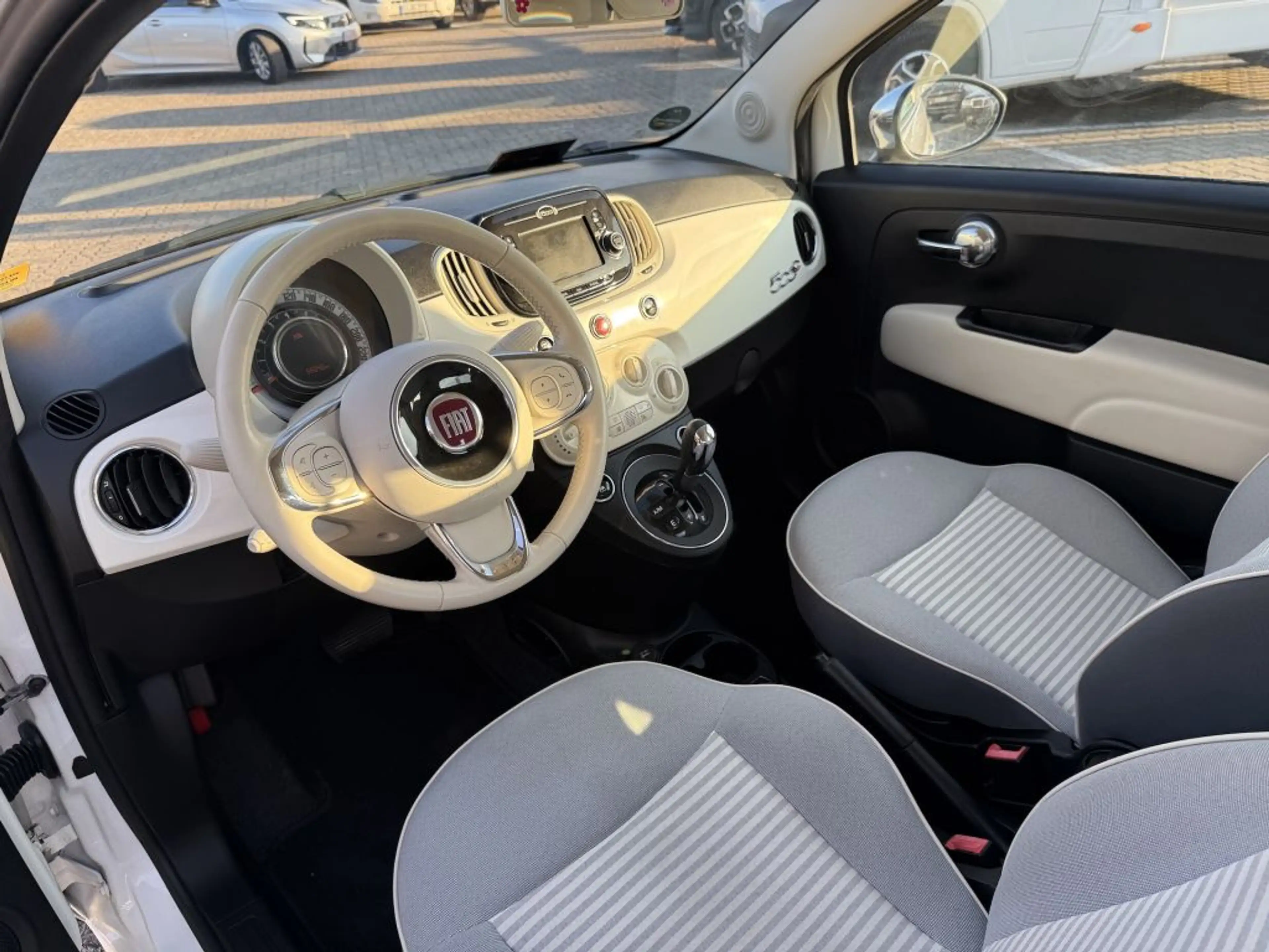 Fiat 500 C 1.2 8V Dualogic Start&Stopp Collezione — photo 11