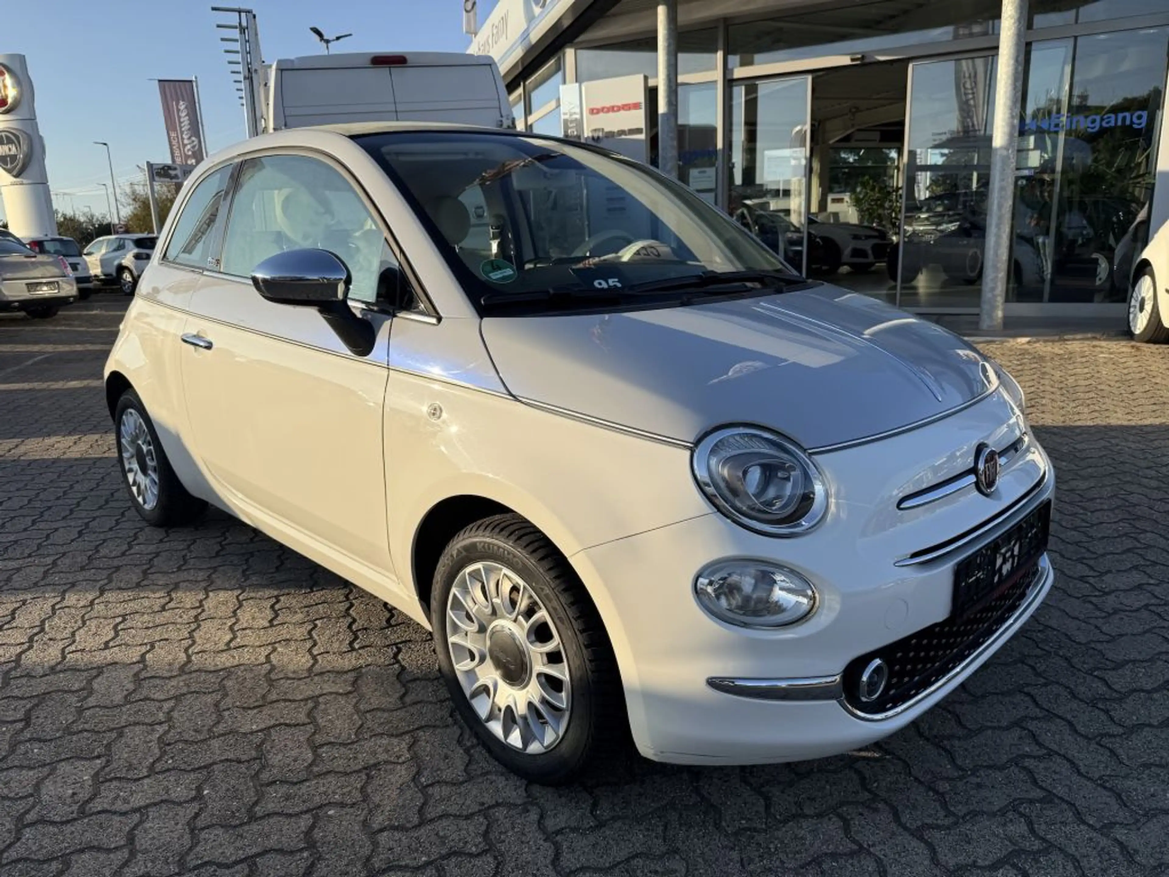 Fiat 500 C 1.2 8V Dualogic Start&Stopp Collezione — photo 3