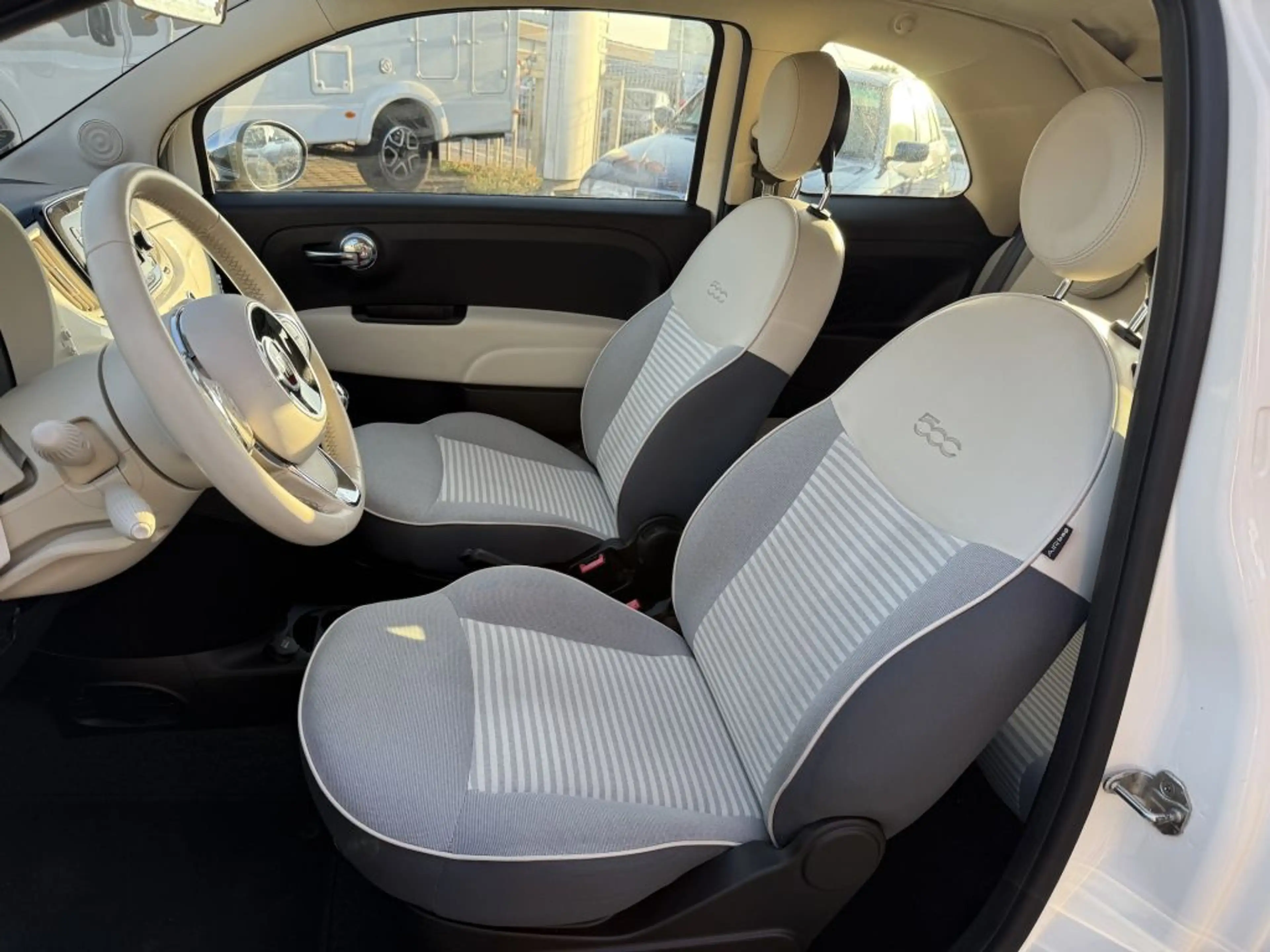 Fiat 500 C 1.2 8V Dualogic Start&Stopp Collezione — photo 12