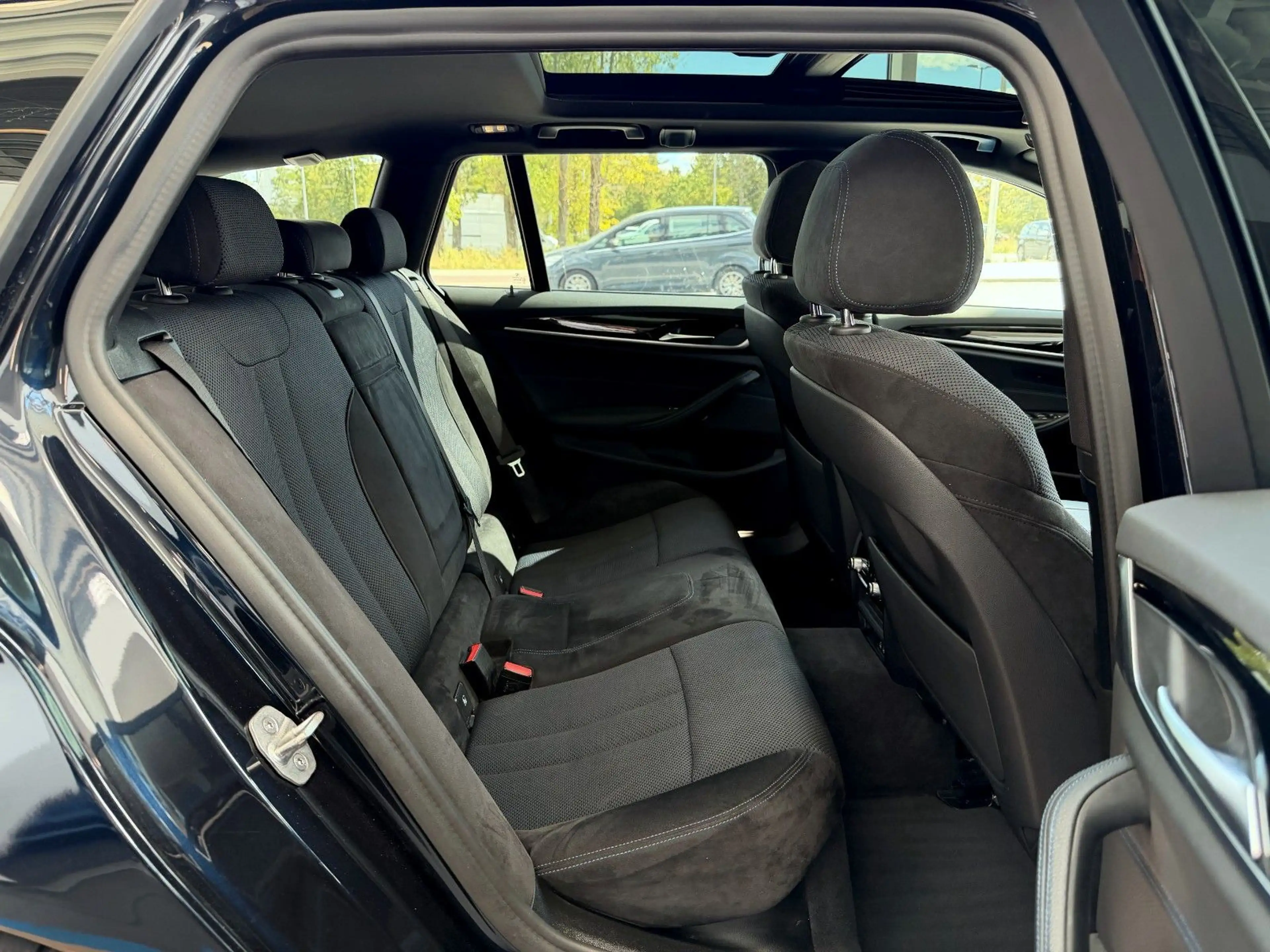 BMW 540 d xDrive Touring M Sport Panorama Memory ACC — photo 13