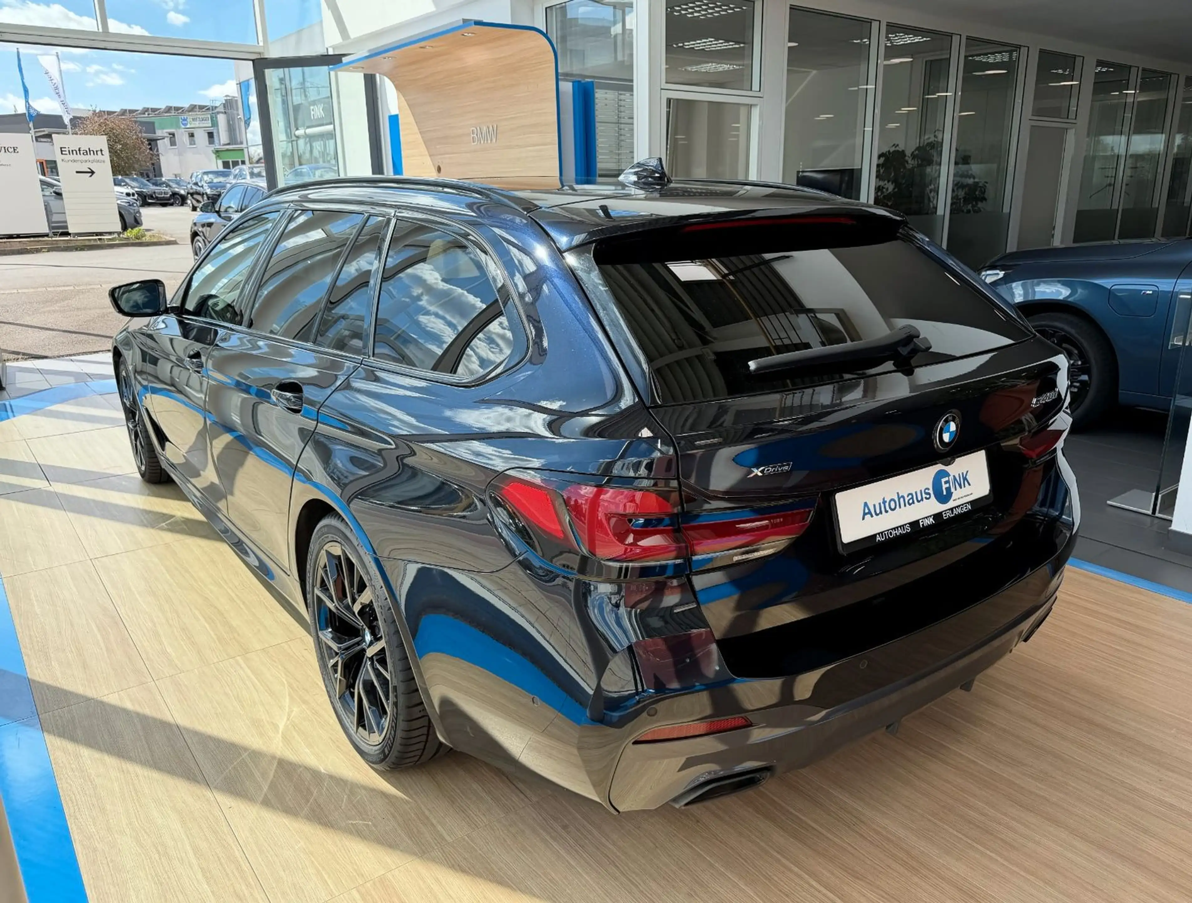 BMW 540 d xDrive Touring M Sport Panorama Memory ACC — photo 3