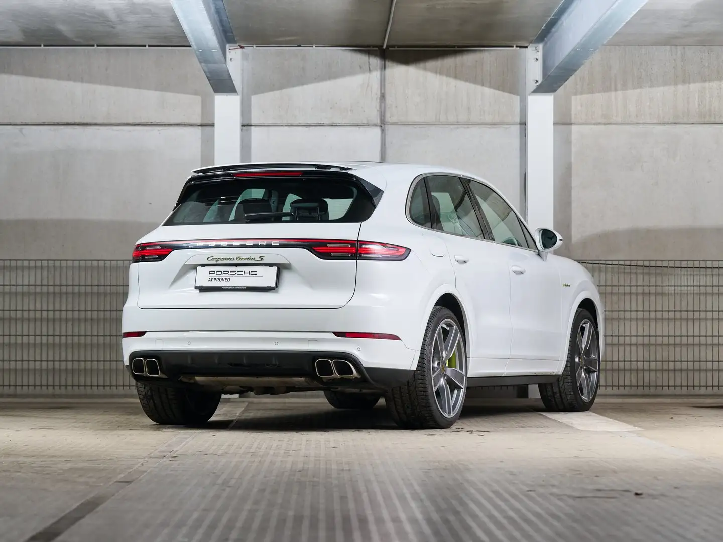 Porsche Cayenne Turbo S E-Hybrid Weiß - 2