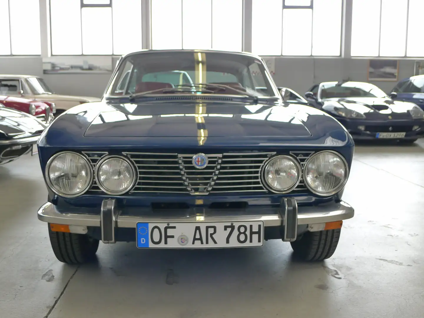 Alfa Romeo 2000 GTV, ungeschweisste, originale Karosserie, Modrá - 2