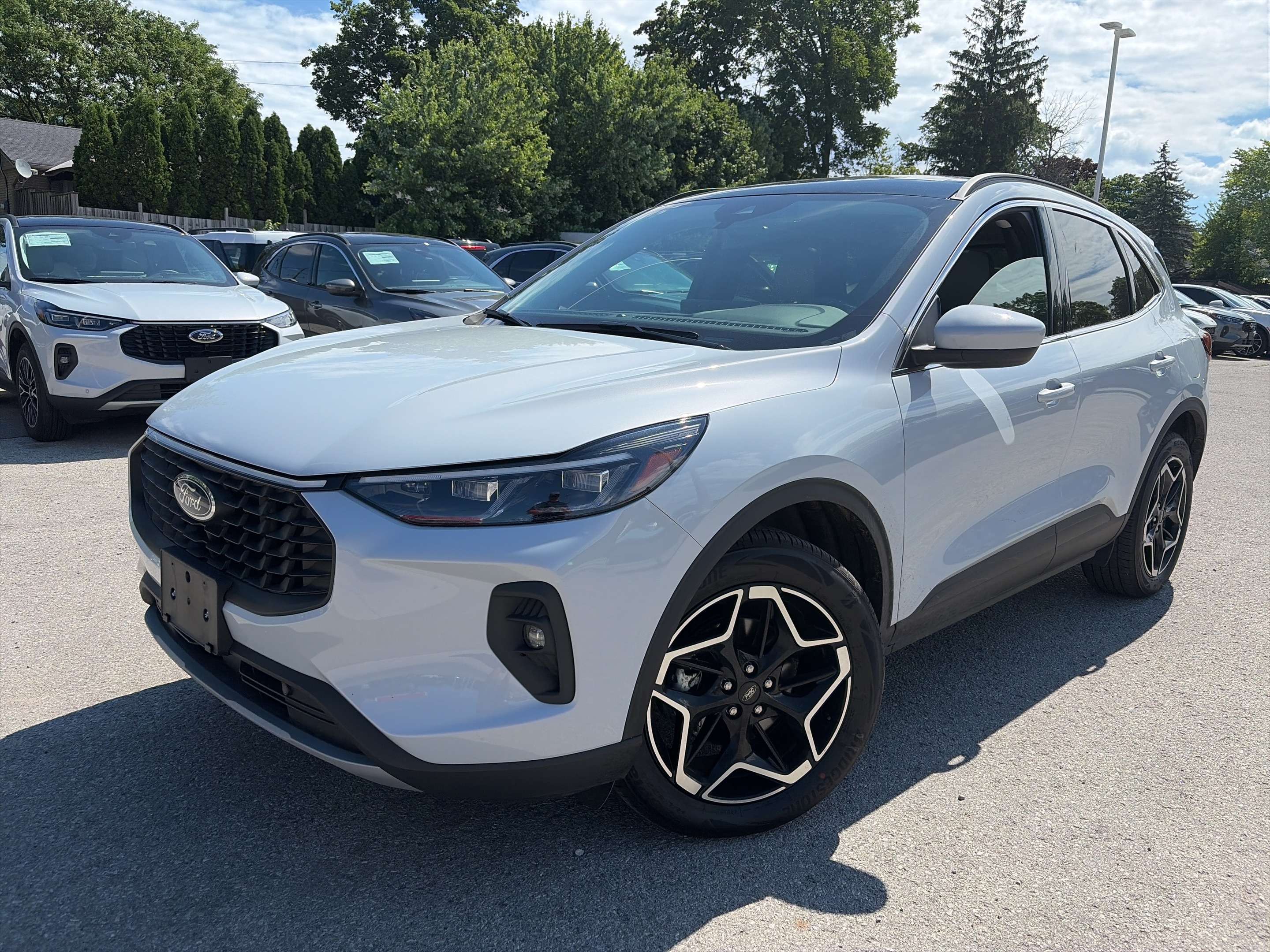 2026 Ford Escape Platinum AWD