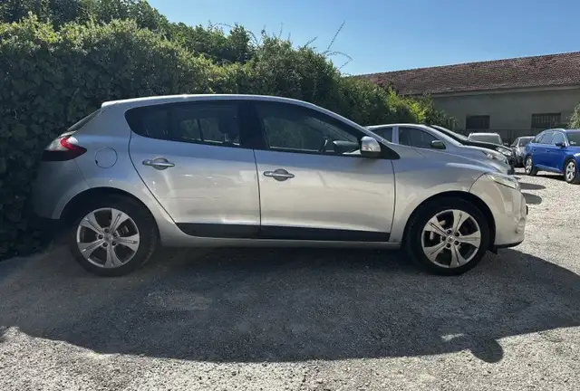 Renault Megane view 6