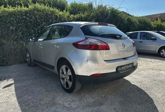 Renault Megane view 3