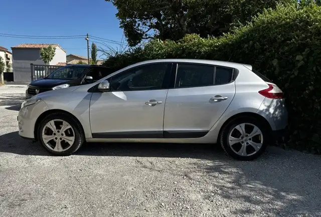Renault Megane view 2