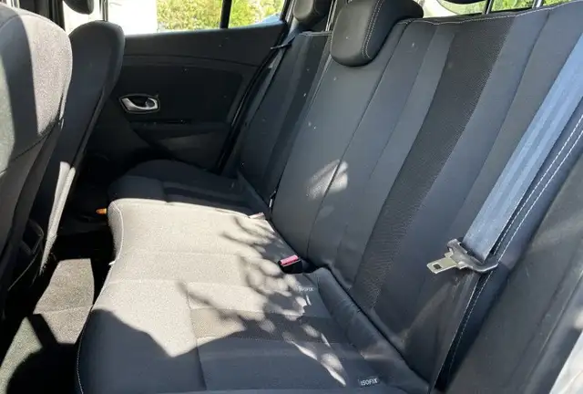 Renault Megane view 11