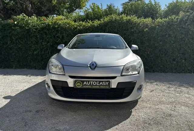 Renault Megane view 8