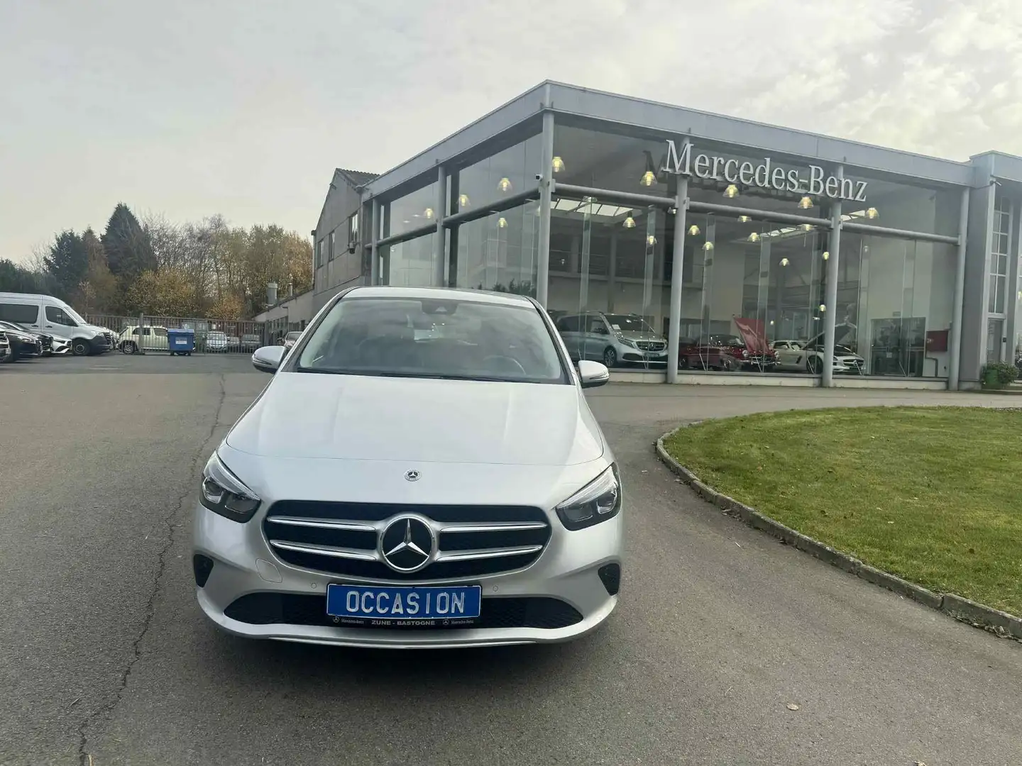 Mercedes-Benz B 160 B 160 - PROGRESSIVE - ATTACHE REMORQUE - MANUELLE Silber - 1