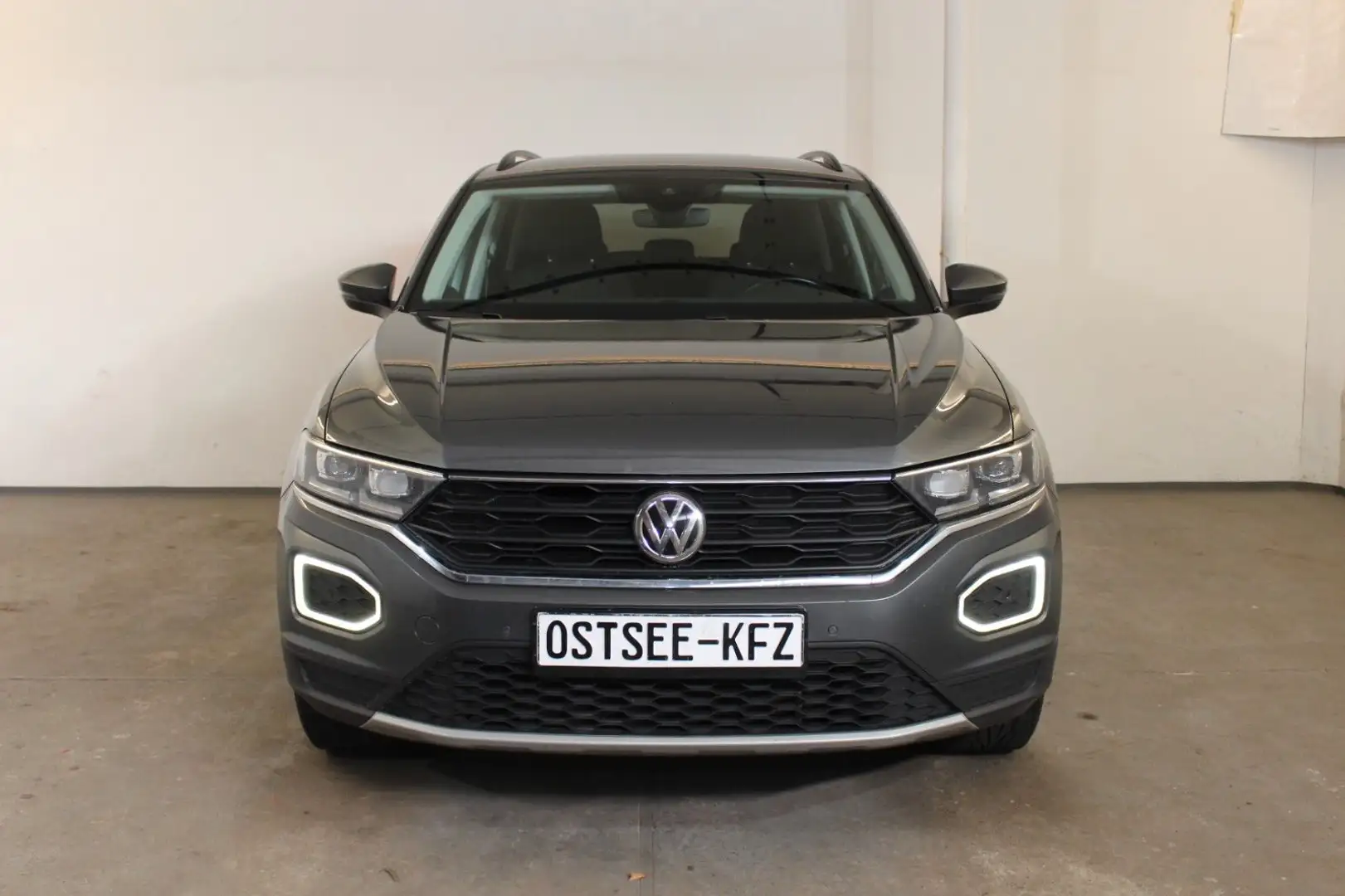 Volkswagen T-Roc Style Automatik, ACC, Licht-Paket. Grau - 2