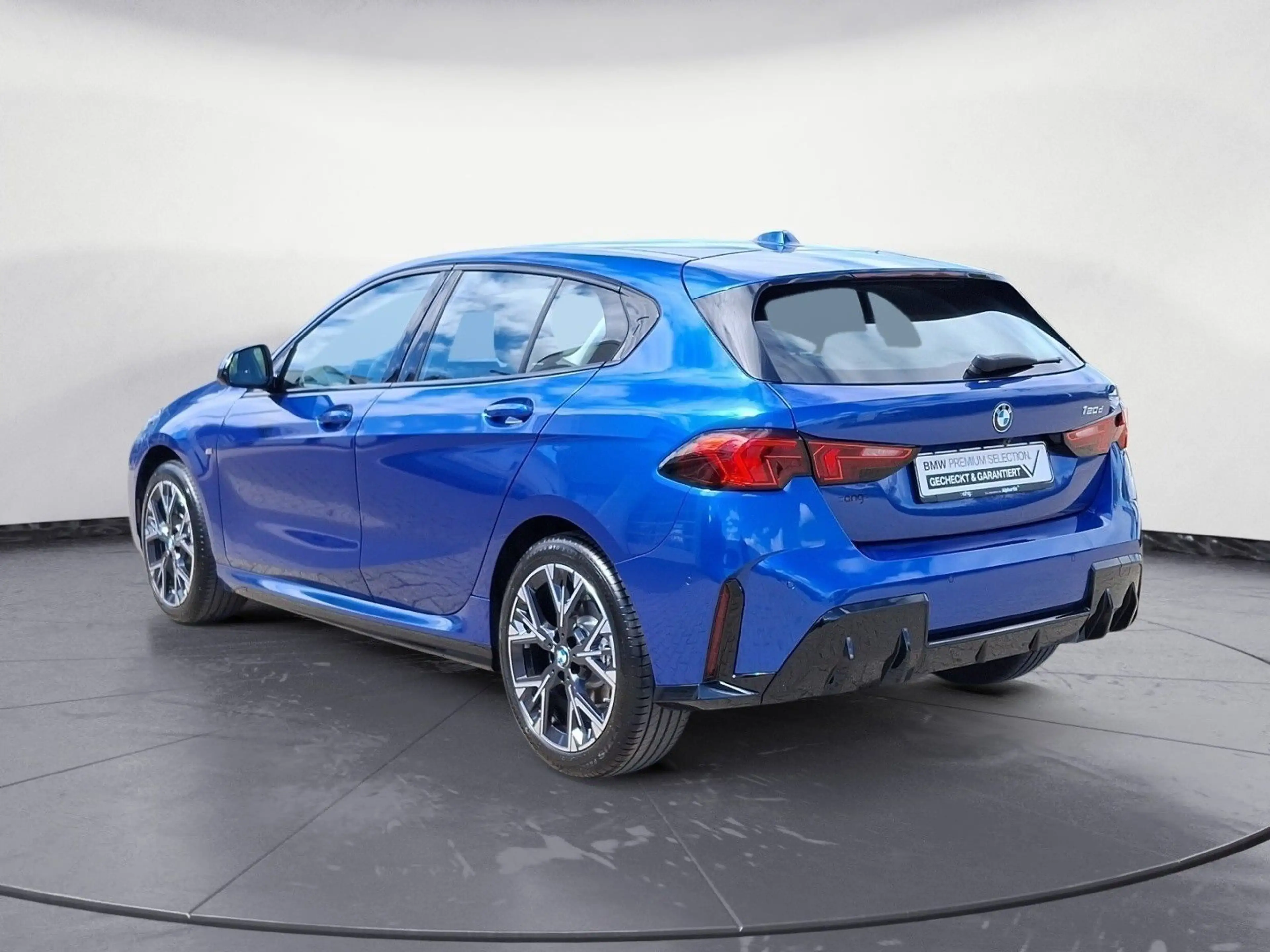 BMW 120 d M Sport Navi Head-Up RFK Komfortzugang — photo 4