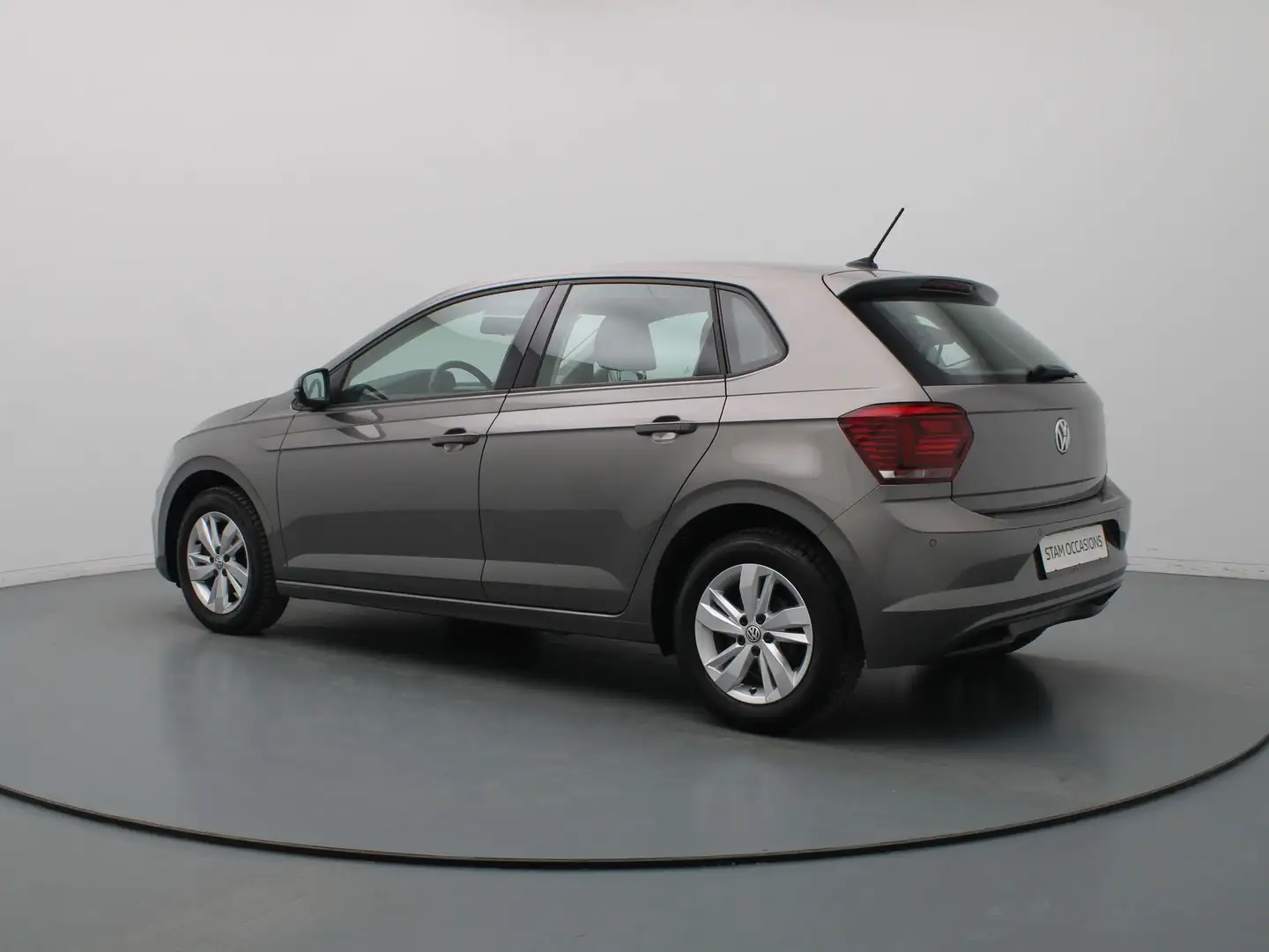 Volkswagen Polo 100pk TSI Highline Business R Adapt. Cruise | Clim Grijs - 2
