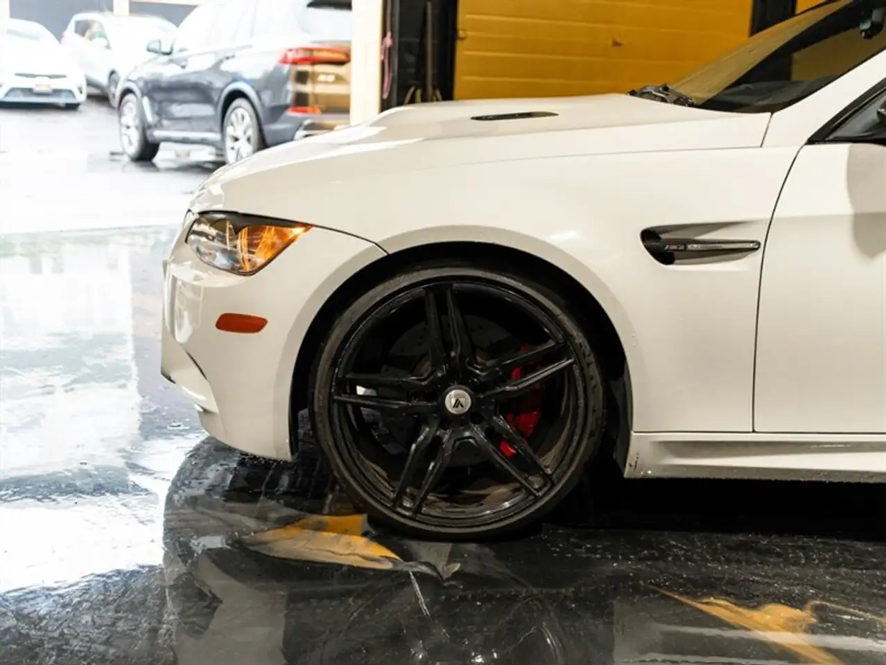 BMW M3 снимка BMW M3