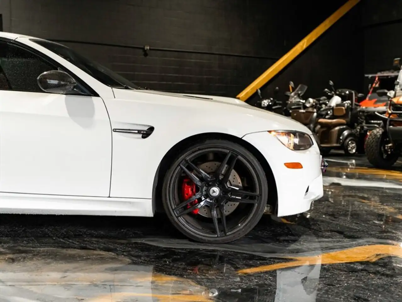 BMW M3 снимка BMW M3