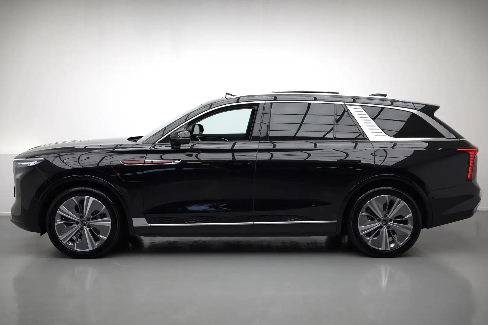 Hongqi E-HS9 President Long Range Limited 120 kWh |Pano|Luchtve - 2