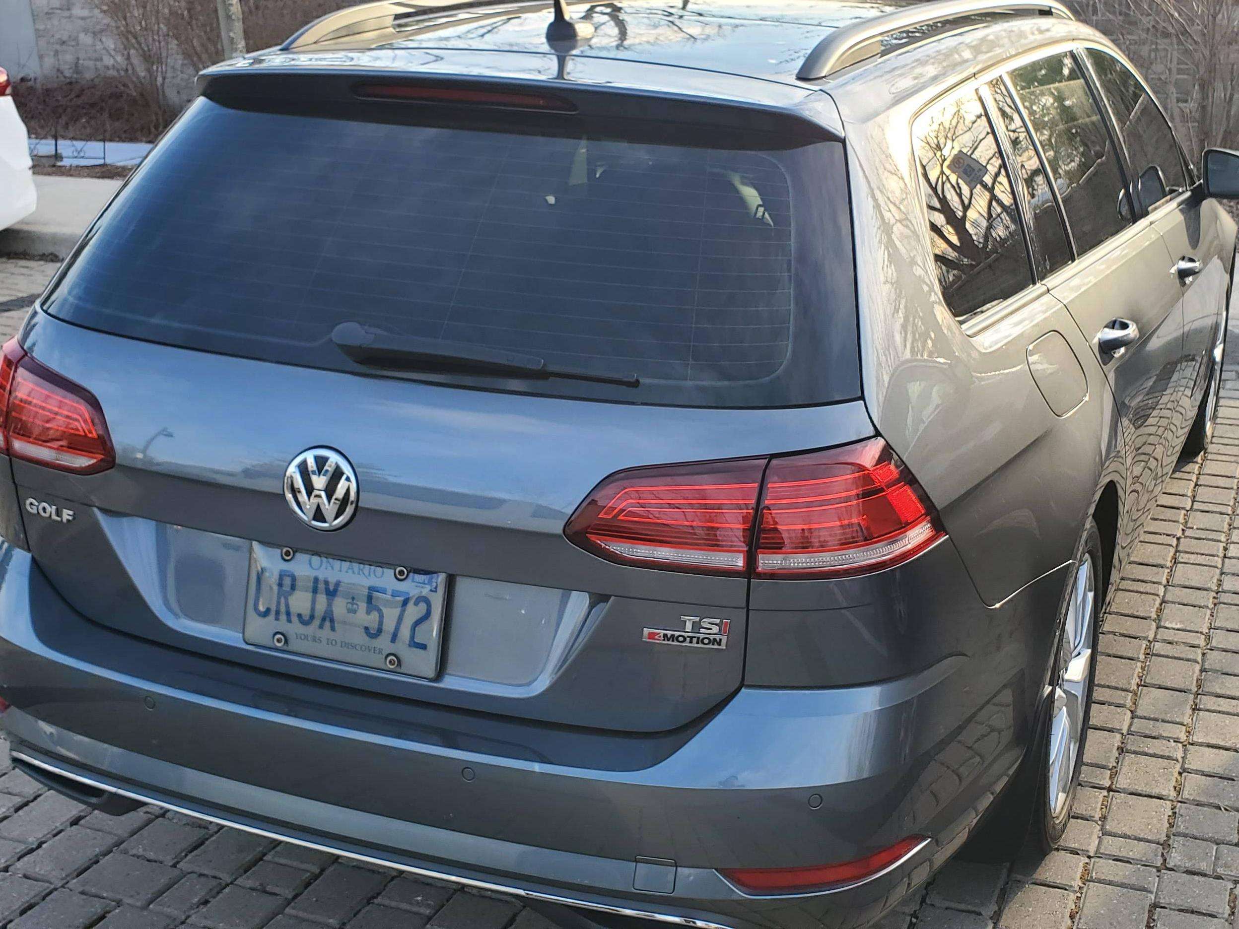 2018 Volkswagen Golf Sportwagen Comfortline 4Motion alt 4