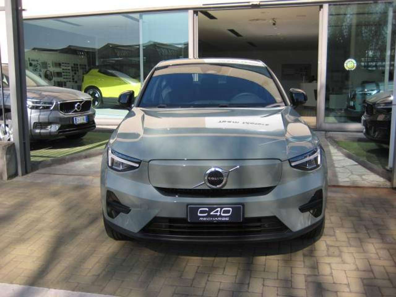 Volvo C40 C40 single motor extend.