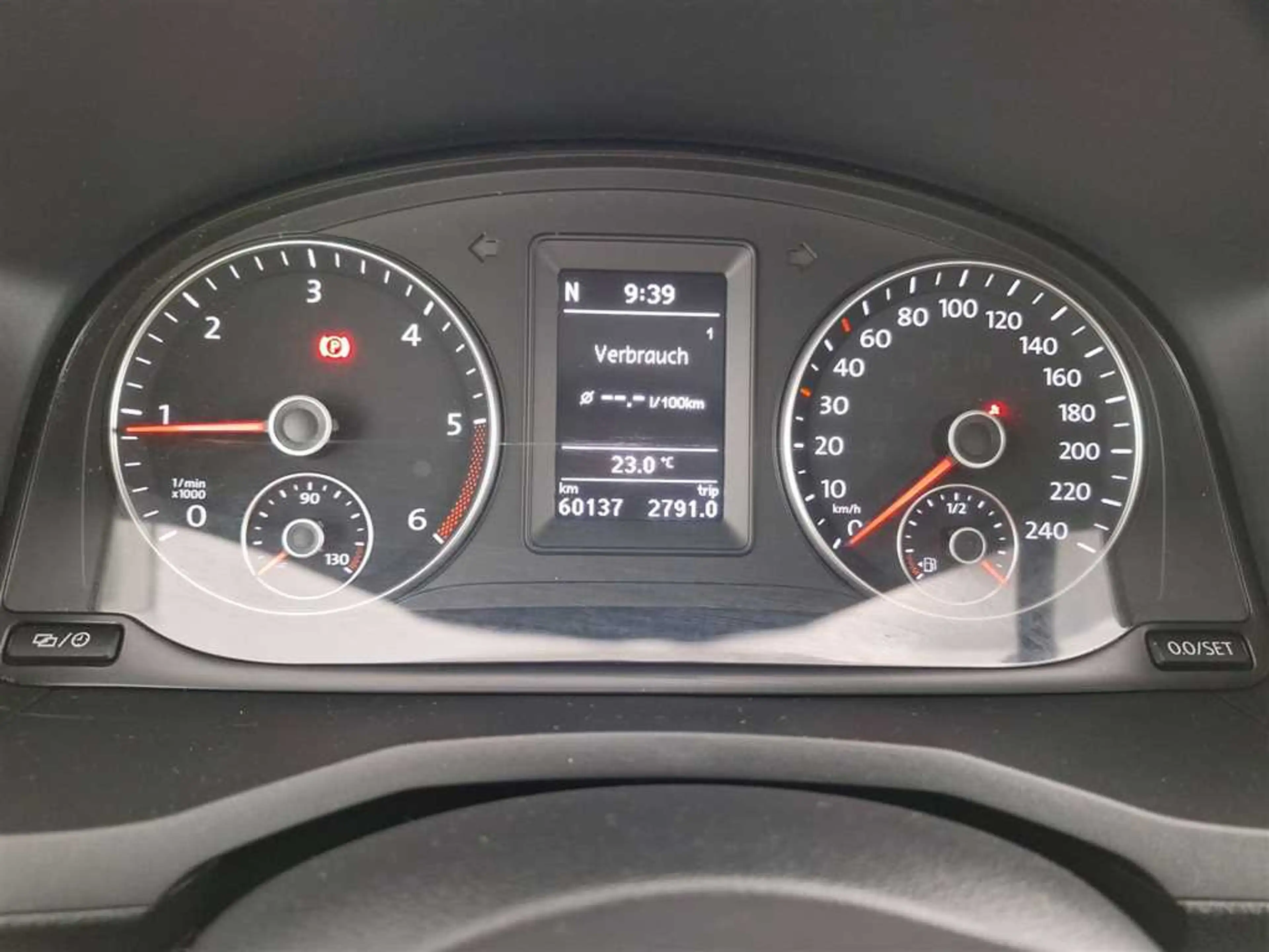 Volkswagen Caddy Trendline 2.0 TDI 4MOTION — photo 10