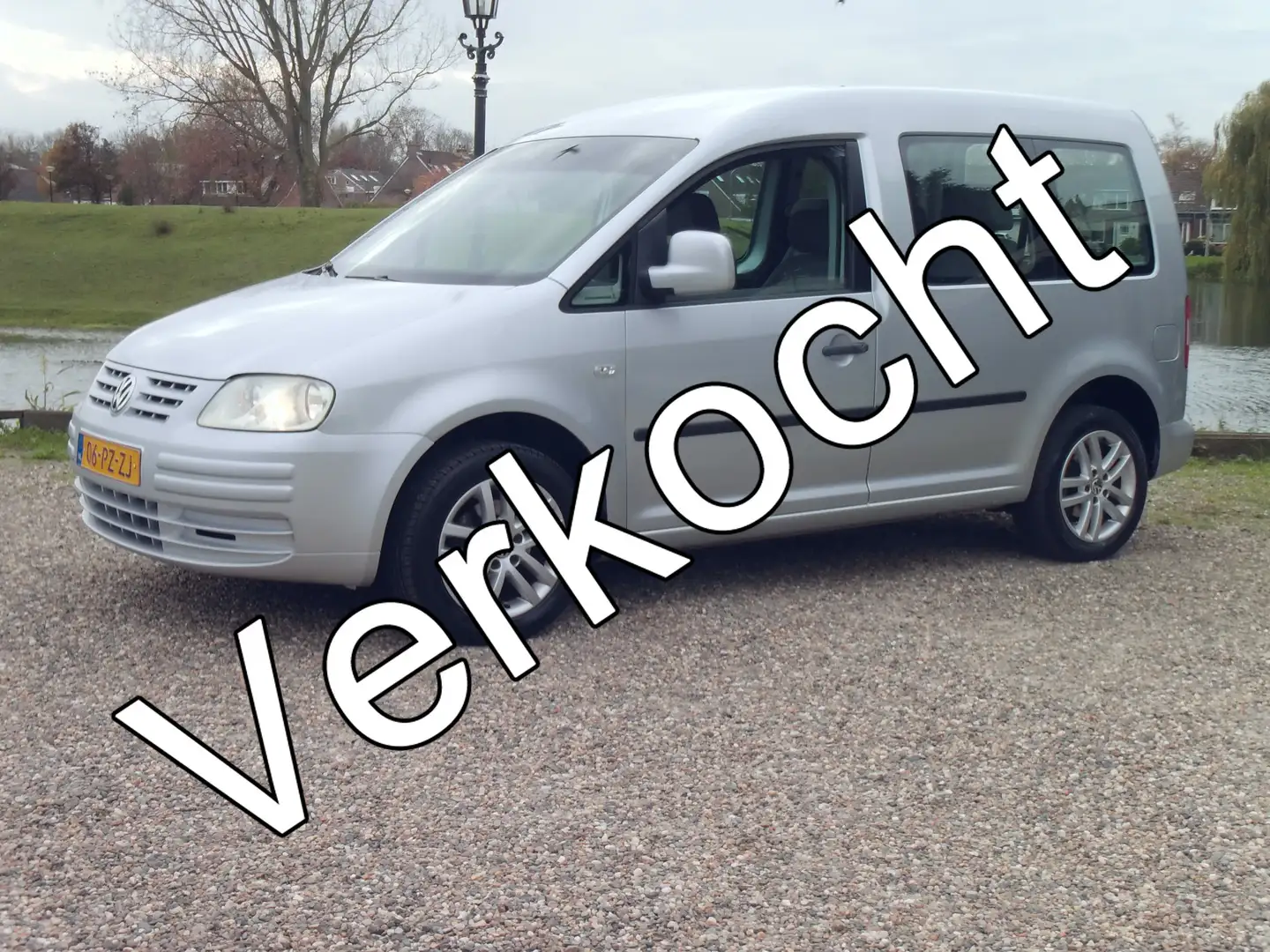 Volkswagen Caddy 1.4 Comfortline - Airco Gris - 1