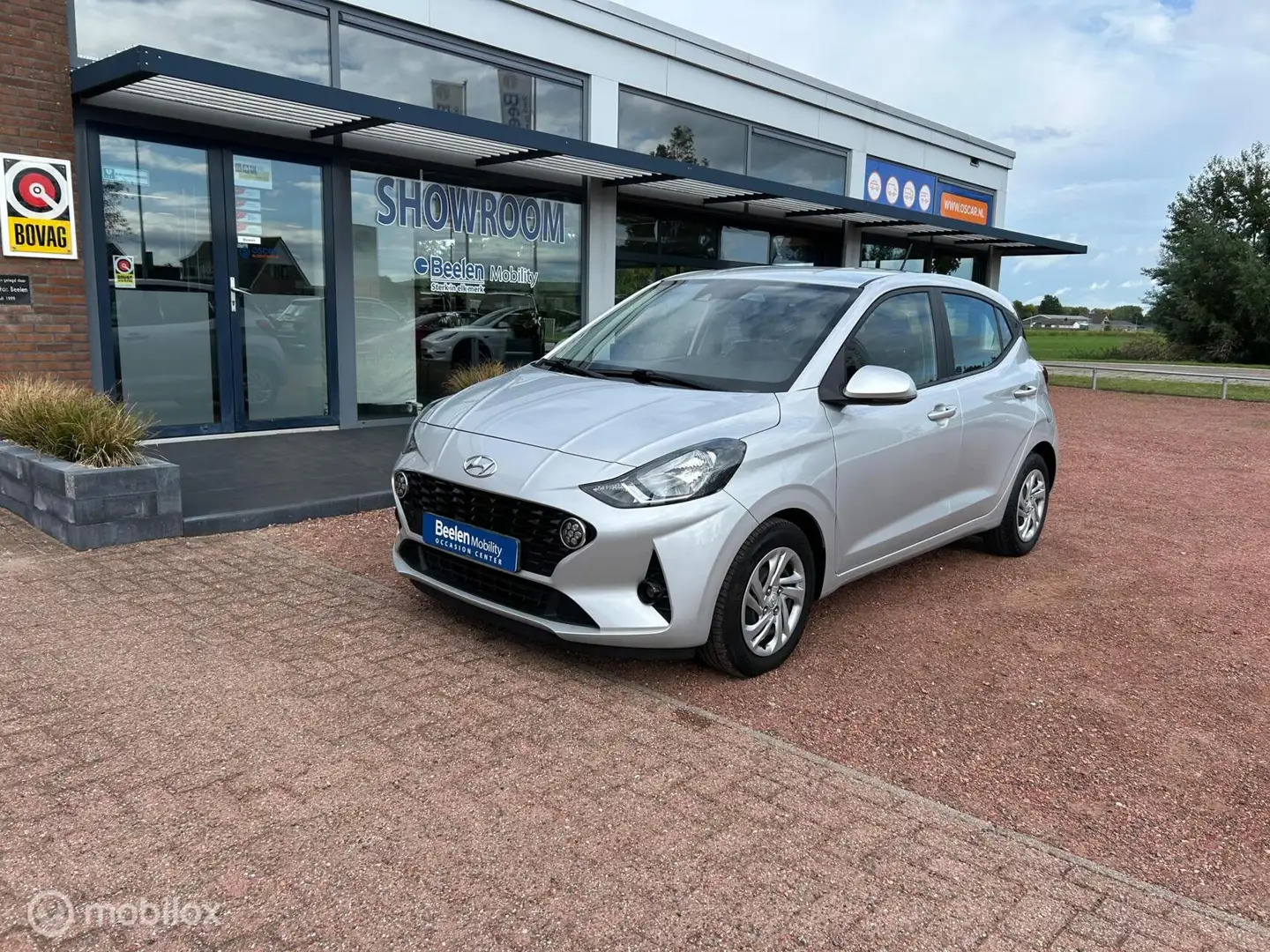 Hyundai i10 1.0 Comfort | Apple Carplay | Cruise | Airco | Grijs - 1
