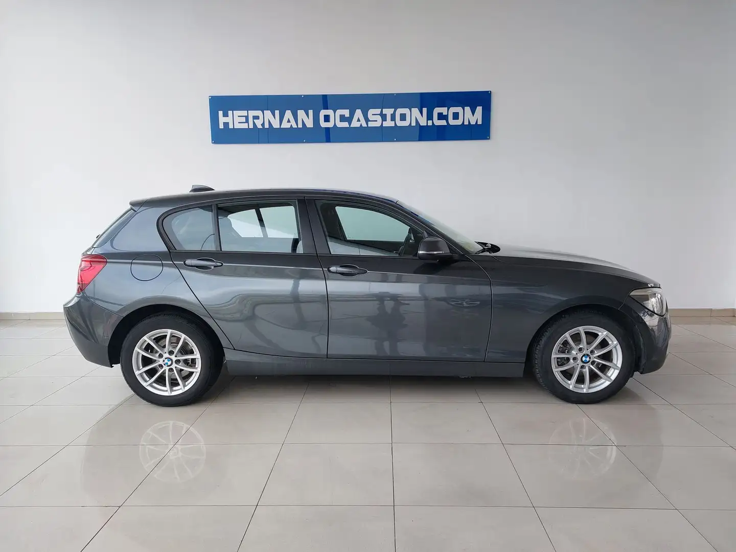 BMW 116 116d EfficientDynamics Gris - 1